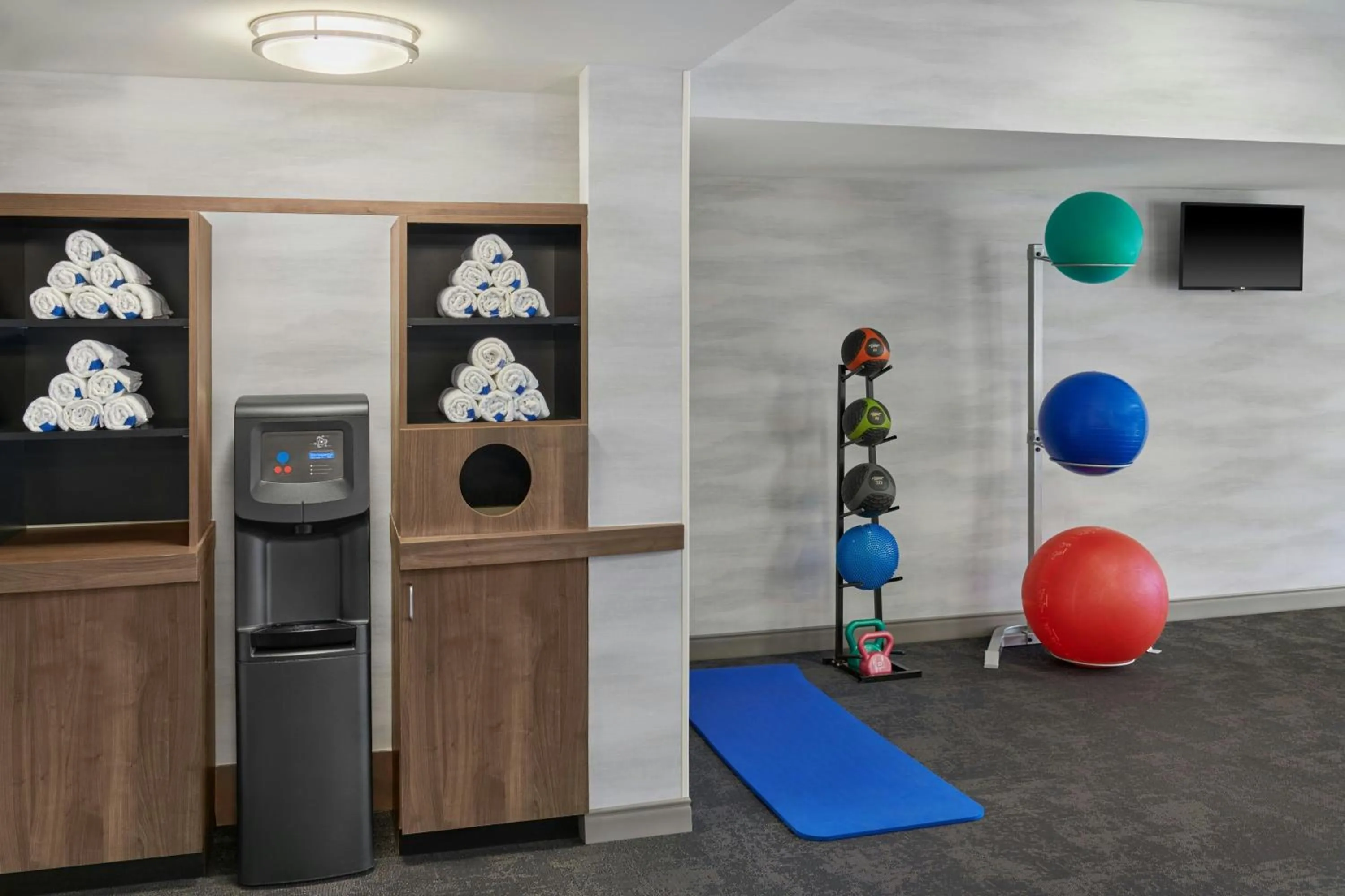 Fitness centre/facilities in Fairfield Inn & Suites by Marriott Charlotte Airport