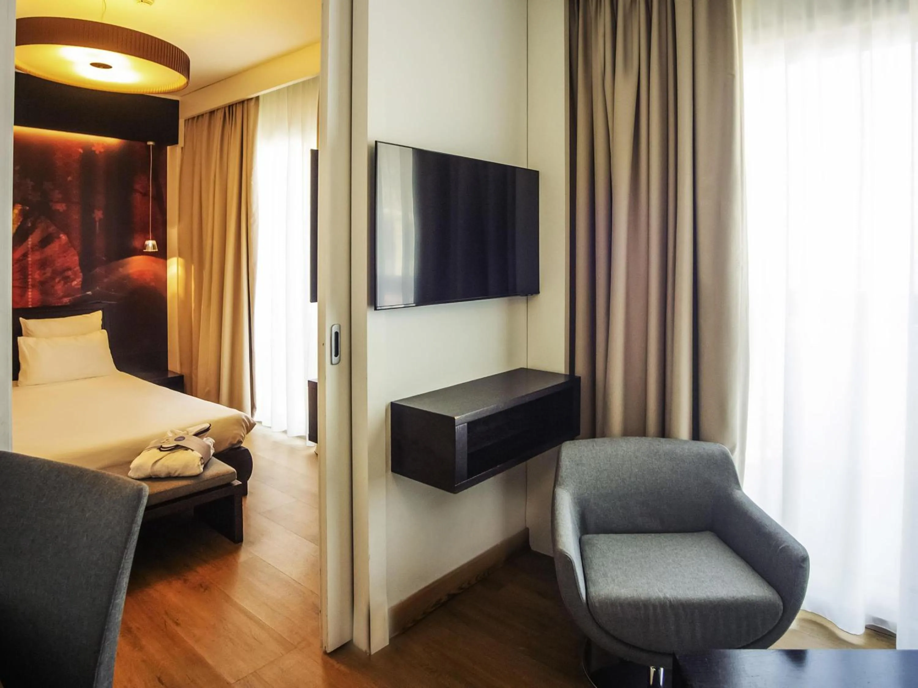 Photo of the whole room, Bed in Novotel Salerno Est Arechi