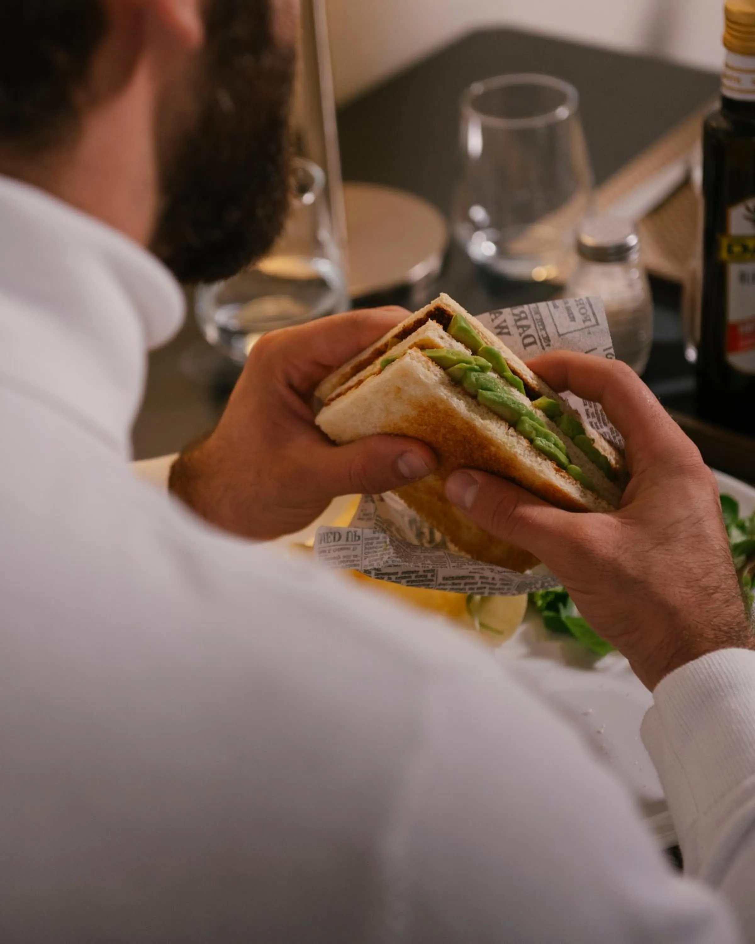 Restaurant/places to eat in Palazzo Caracciolo Naples