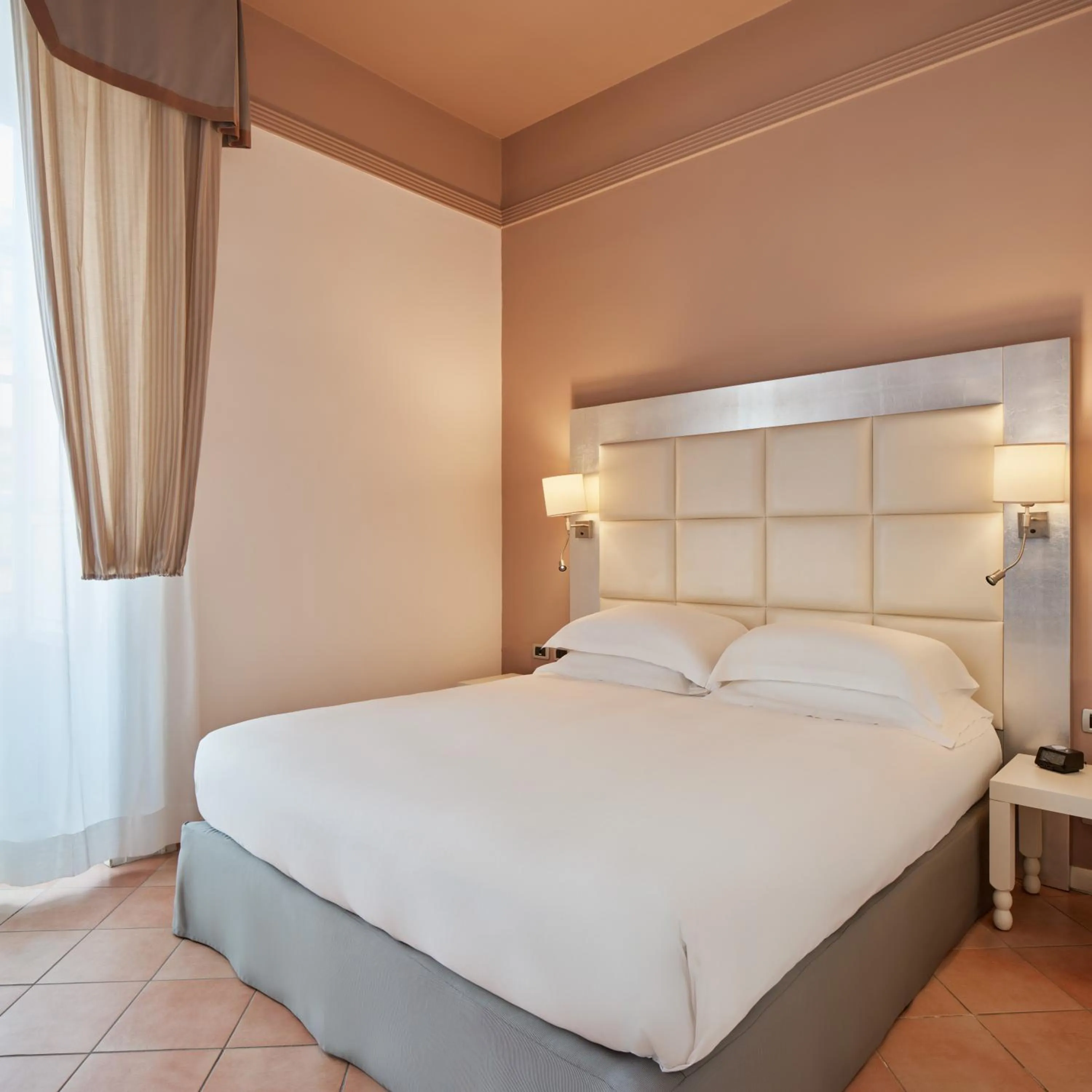 Bed in Palazzo Caracciolo Naples