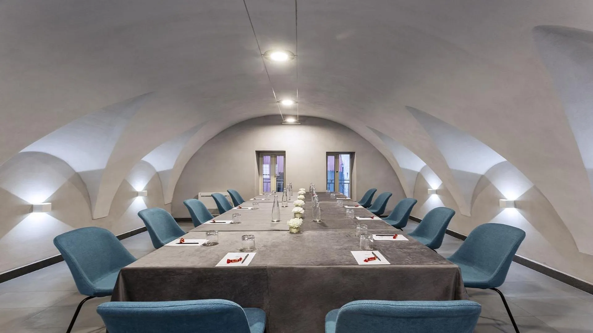 Meeting/conference room in Palazzo Caracciolo Naples