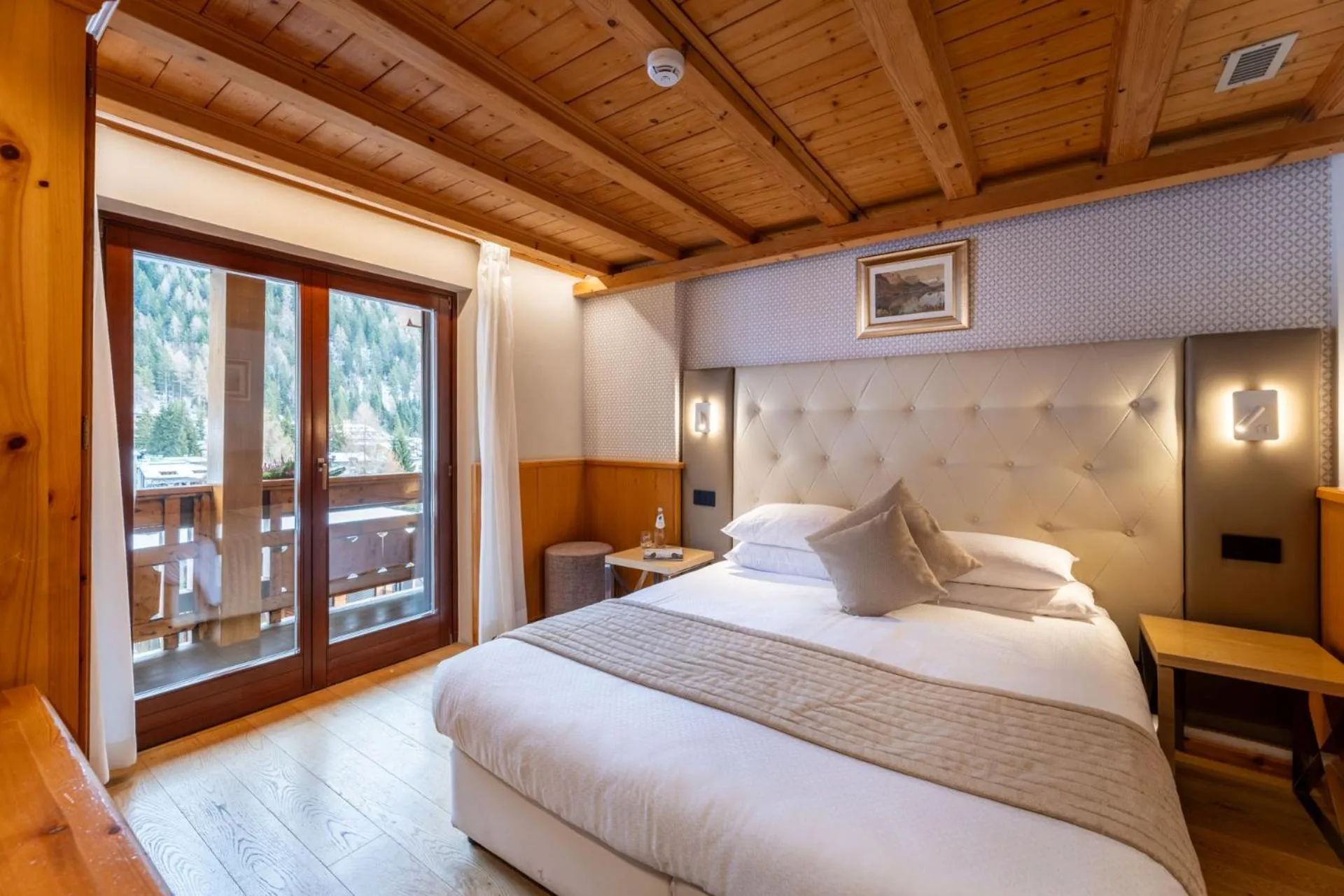 Bed in Hotel Splendid