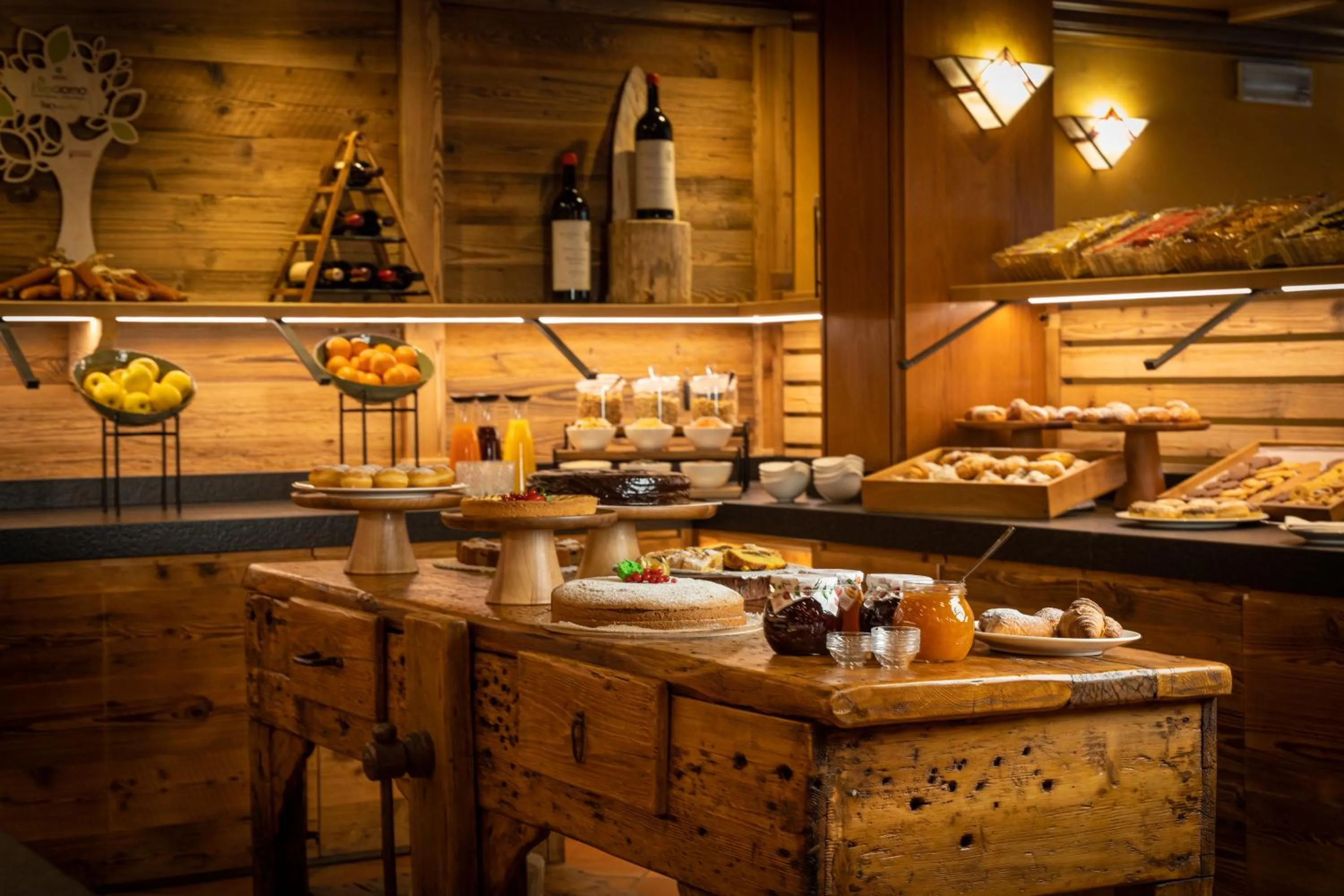 Breakfast in Hotel Splendid