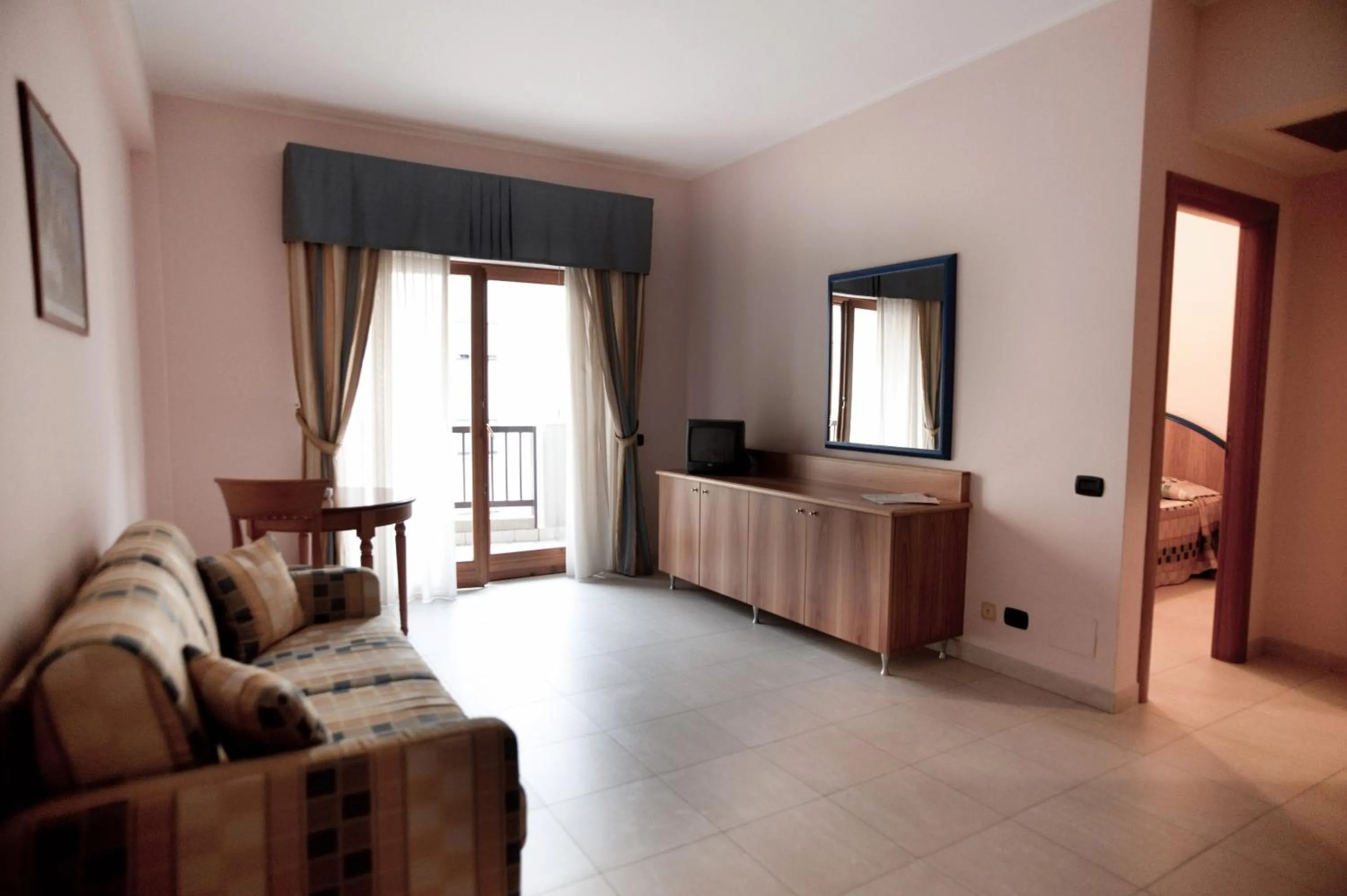 Communal lounge/ TV room in Hotel Daniela