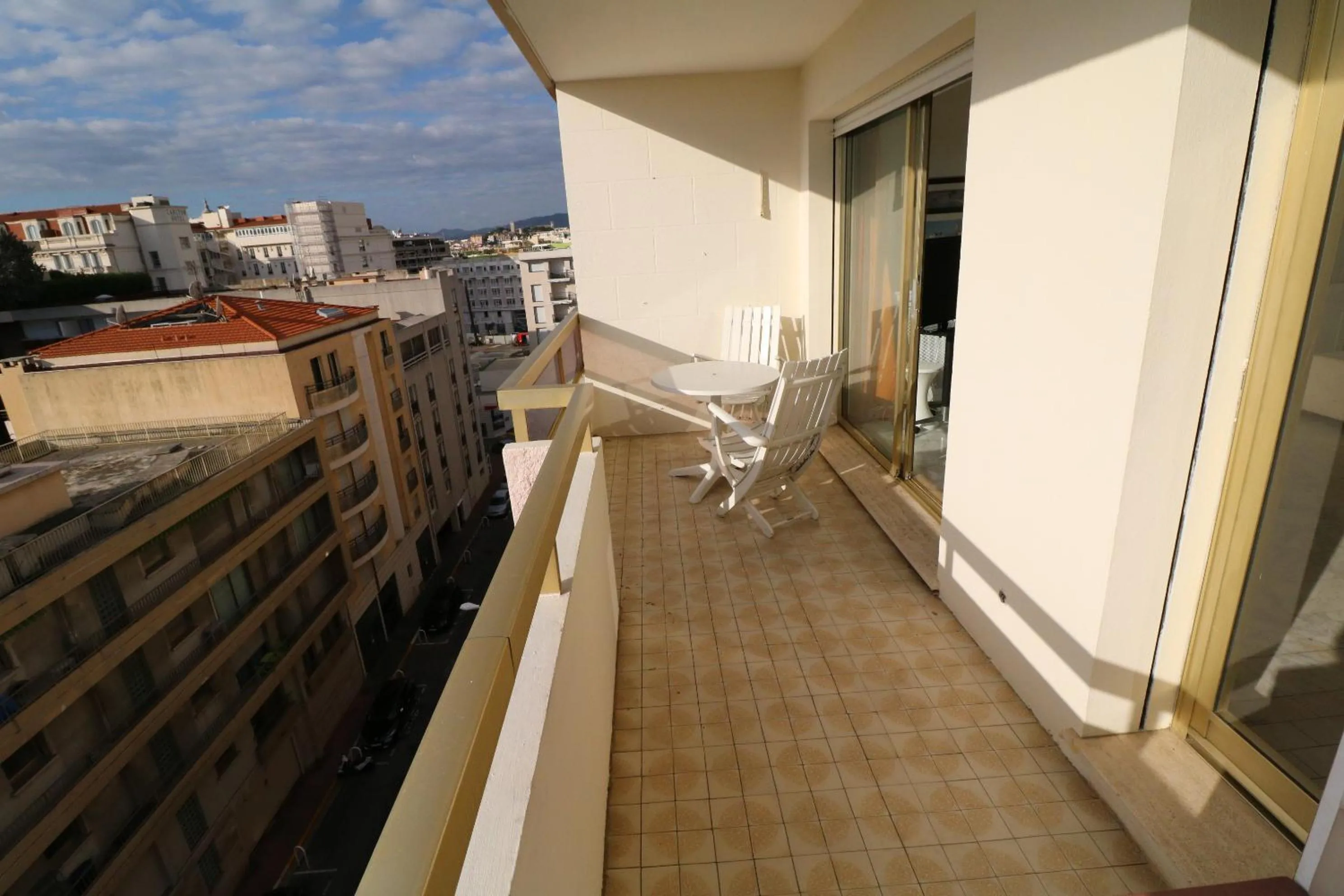 Balcony/Terrace in 2 bedroom & studio Palais Royal 2 mins from Croisette and Carlton