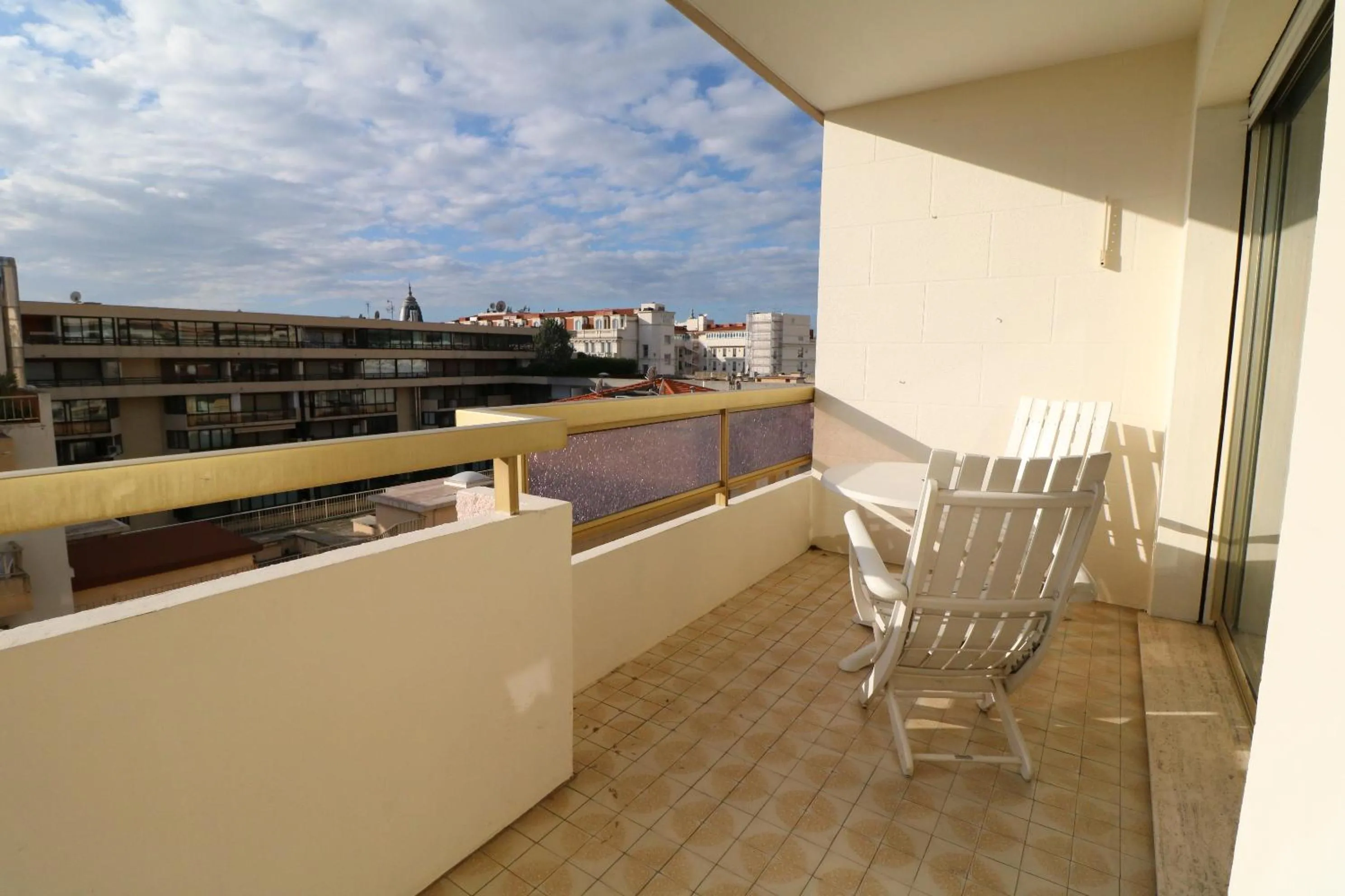 Balcony/Terrace in 2 bedroom & studio Palais Royal 2 mins from Croisette and Carlton