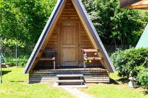Rooms & Glamping Lana Haus