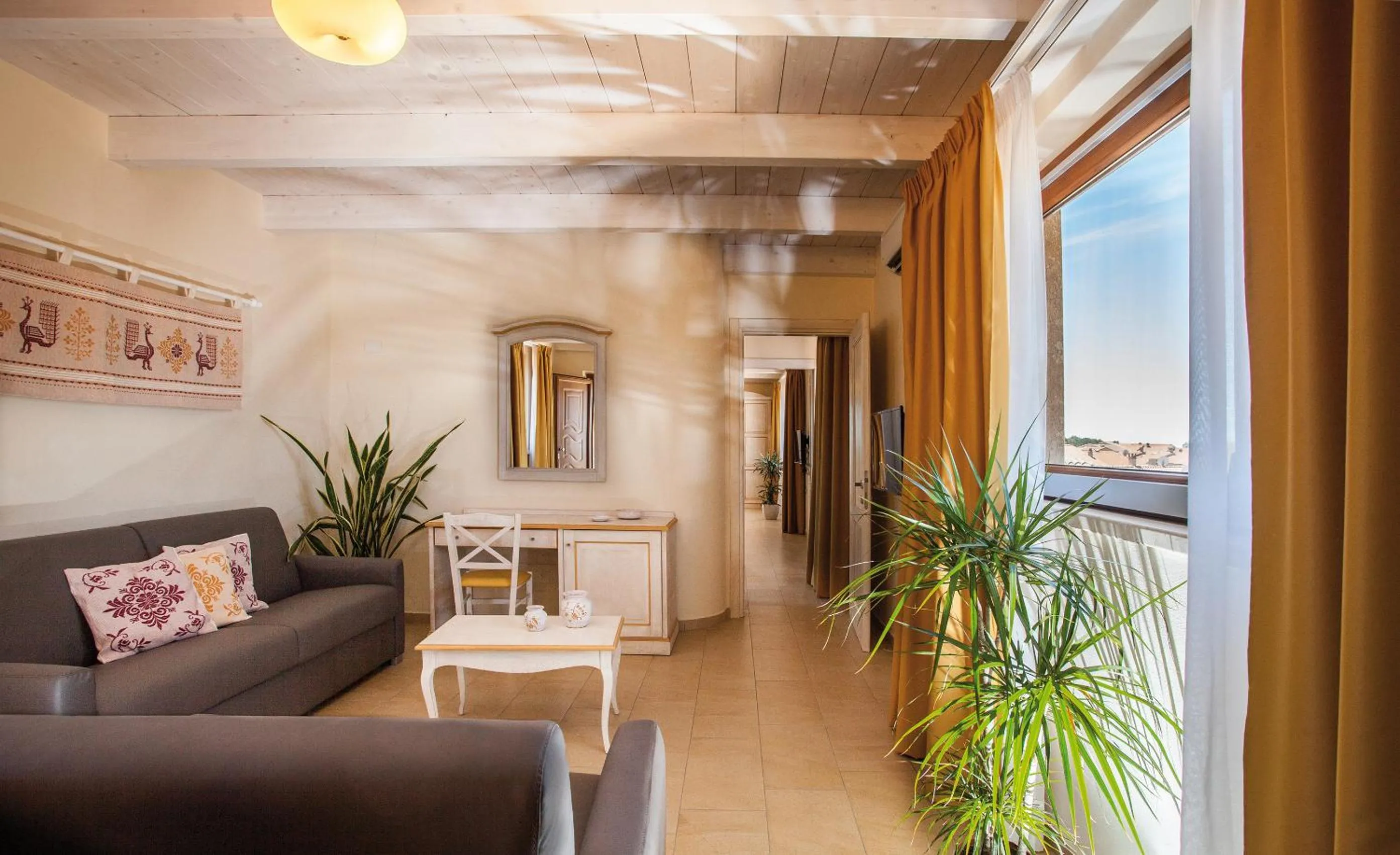 Day in Hotel Raffael PHG