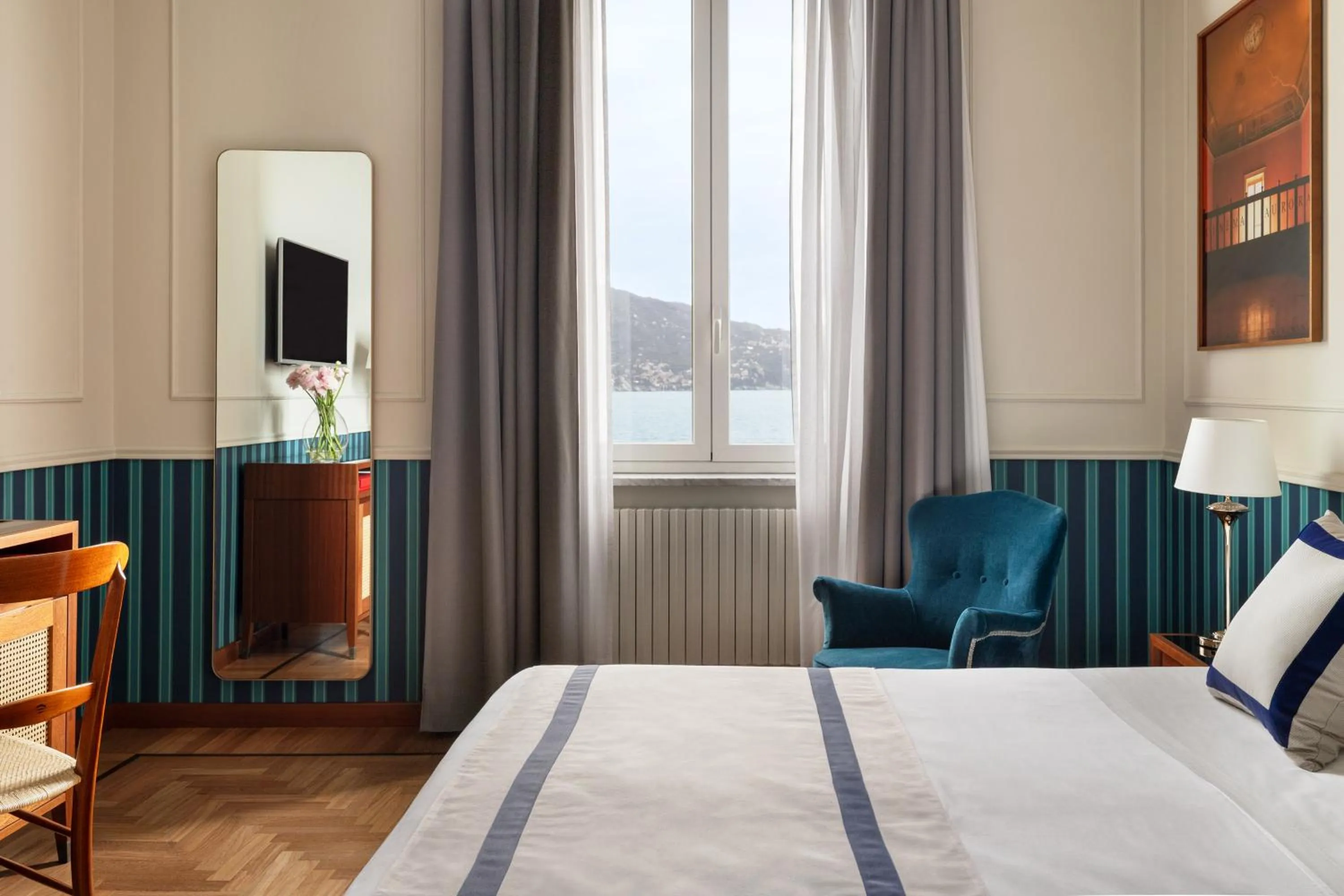 Bedroom, Bed in Grand Hotel Miramare