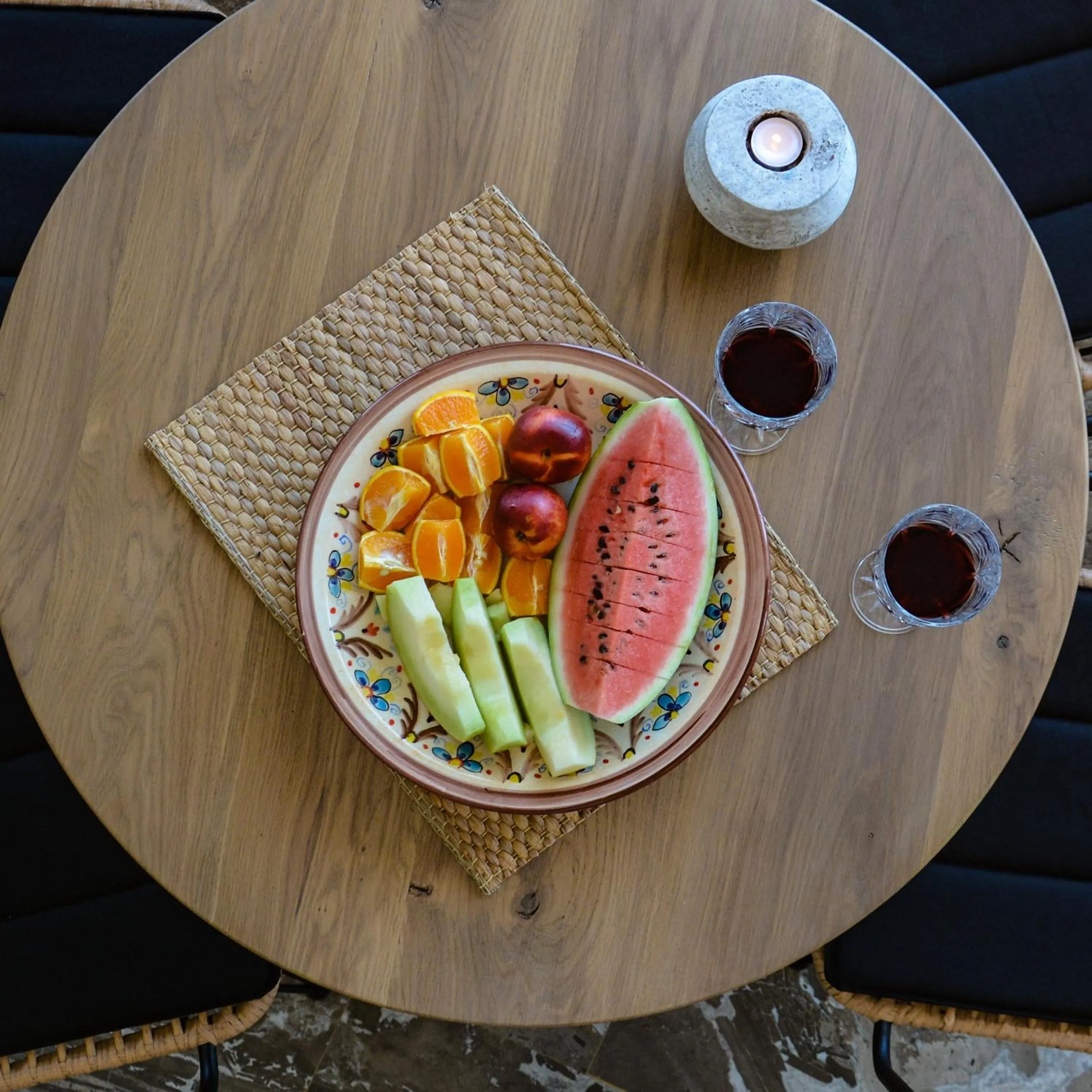 Food and drinks in Sunrise Hotel