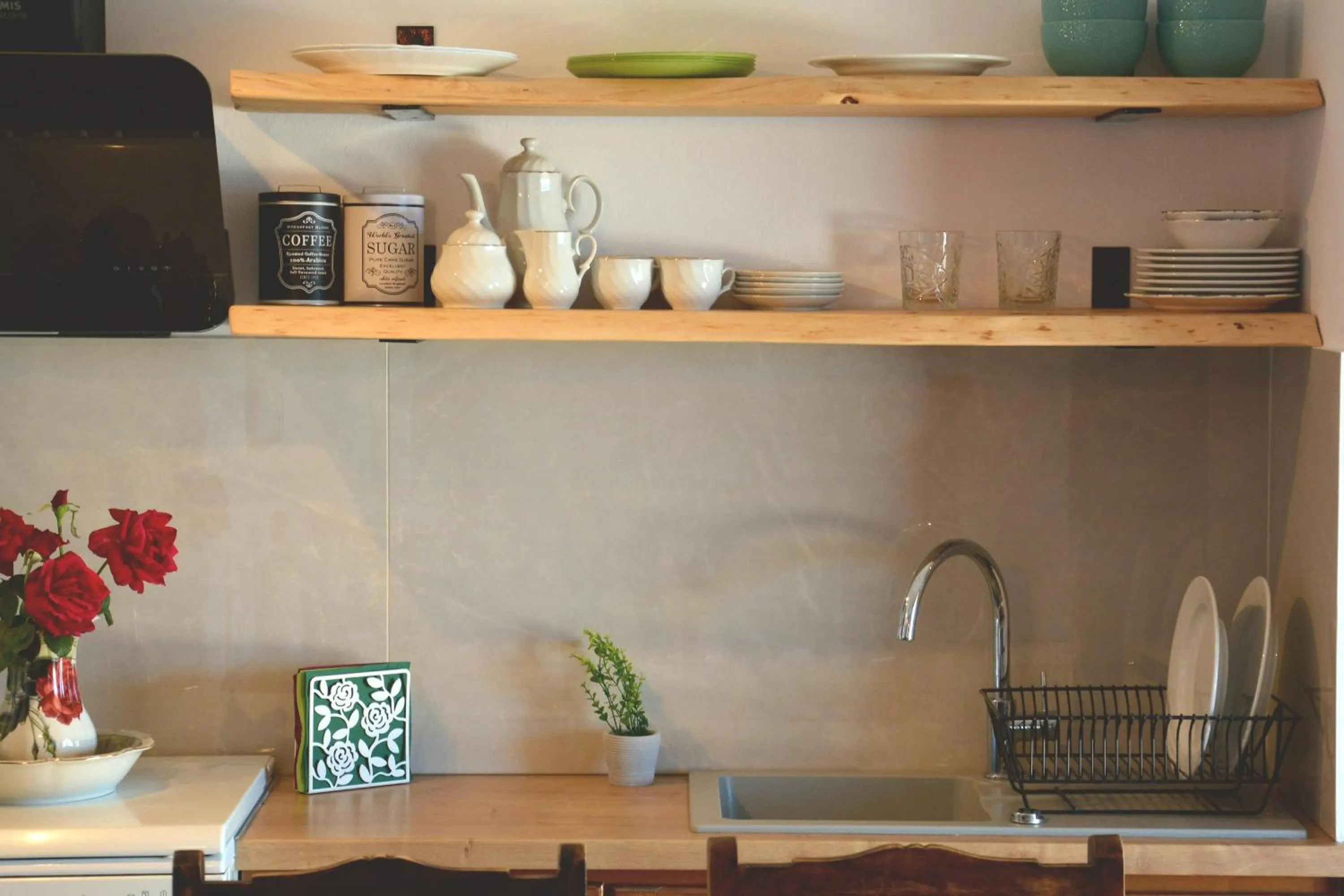 Kitchen or kitchenette in Sunrise Hotel