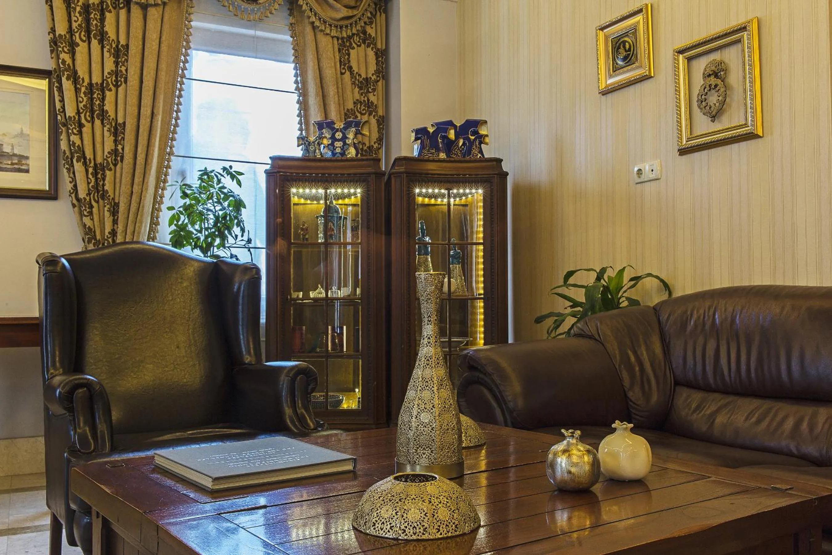 Lobby or reception in Acra Hotel - Special Category