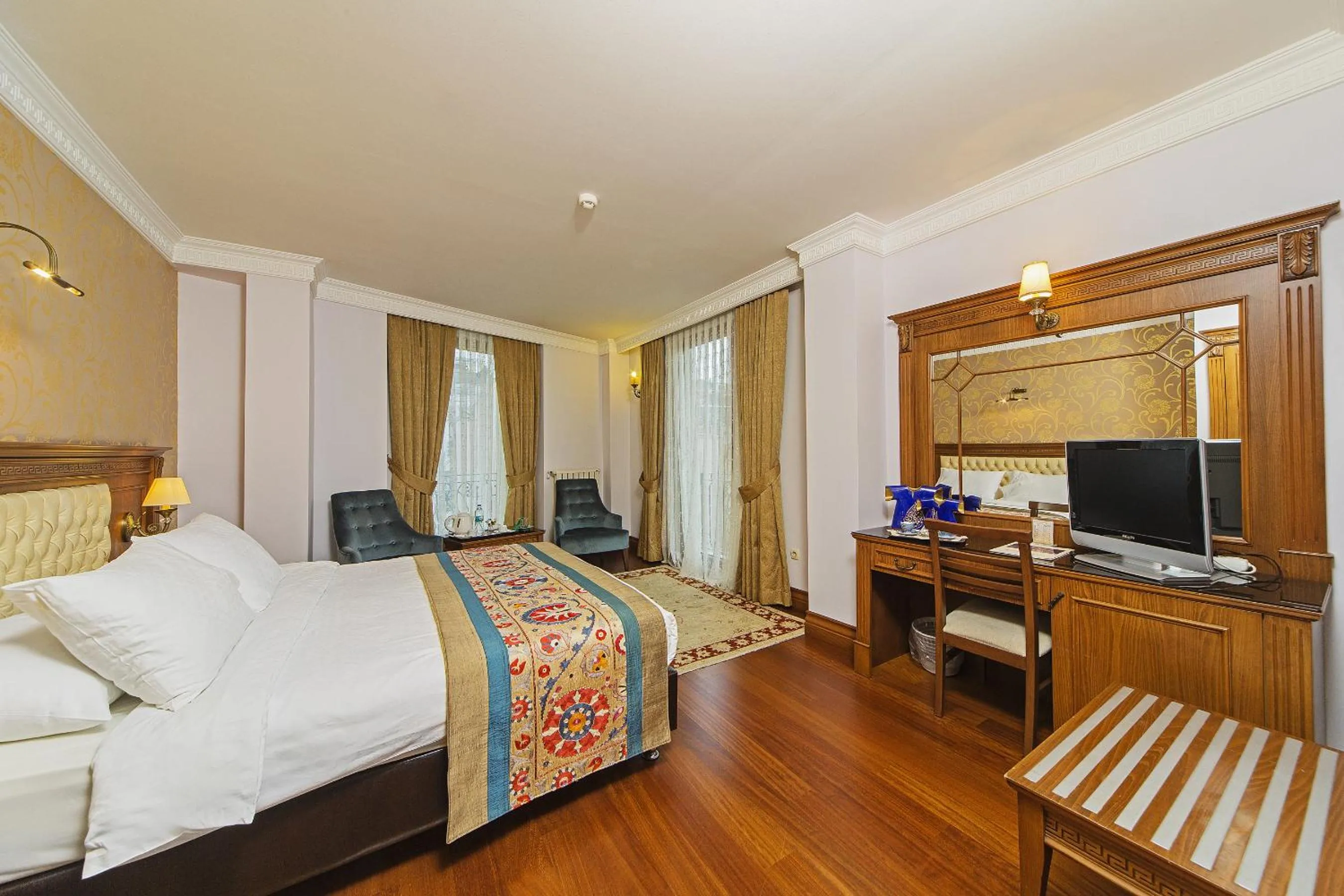 Decorative detail, Bed in Acra Hotel - Special Category