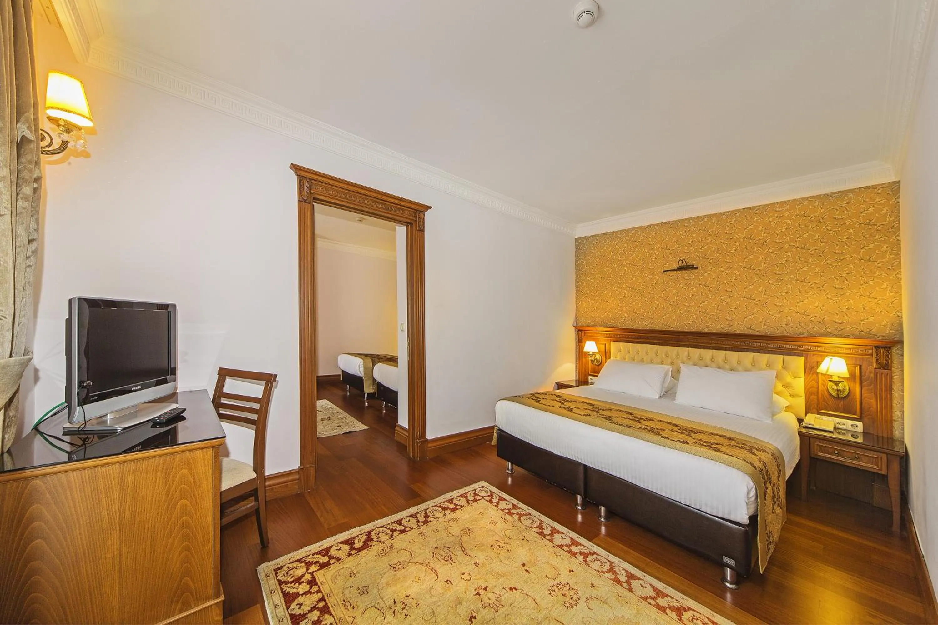 Bedroom, Bed in Acra Hotel - Special Category