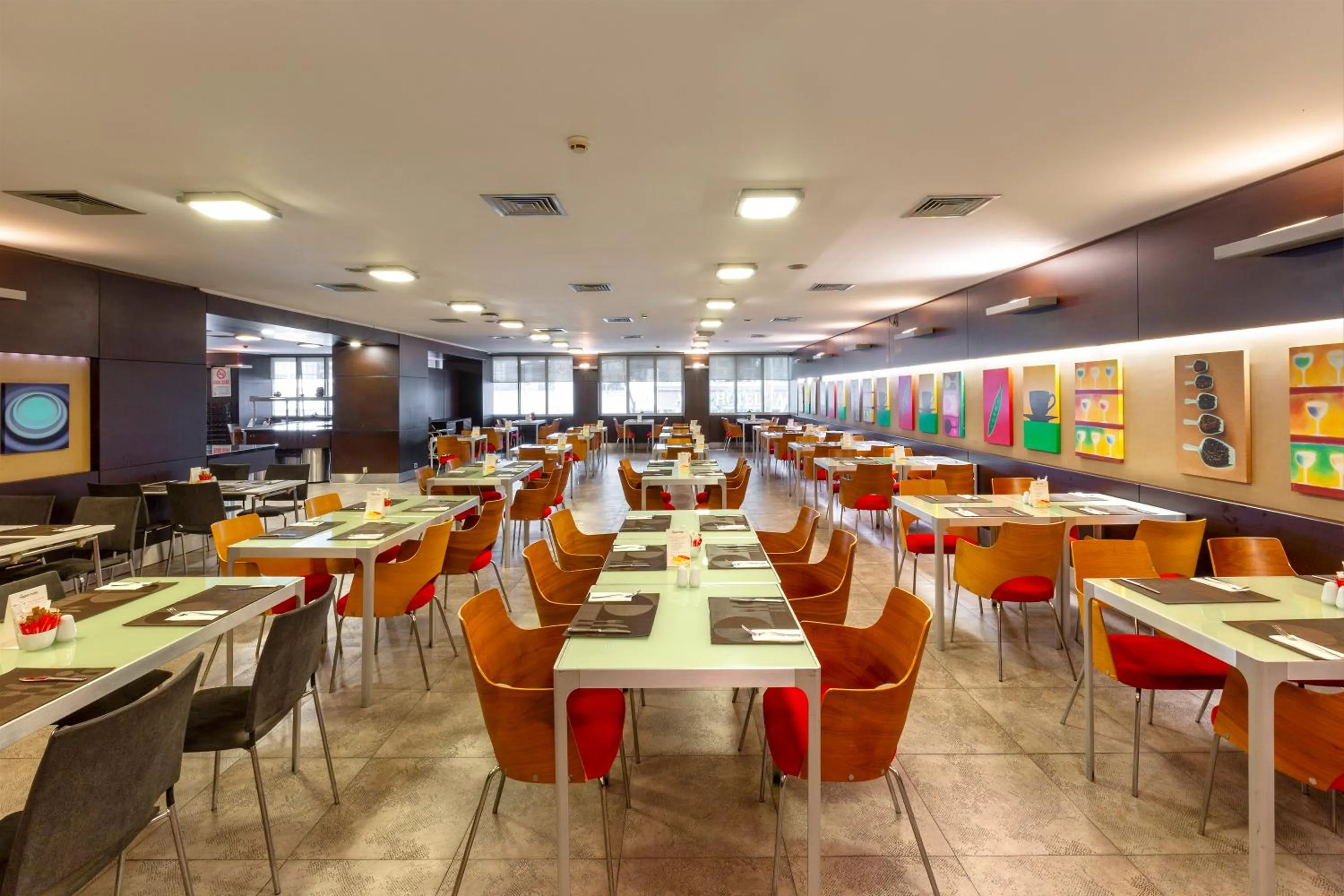 Restaurant/places to eat in Nippon Hotel