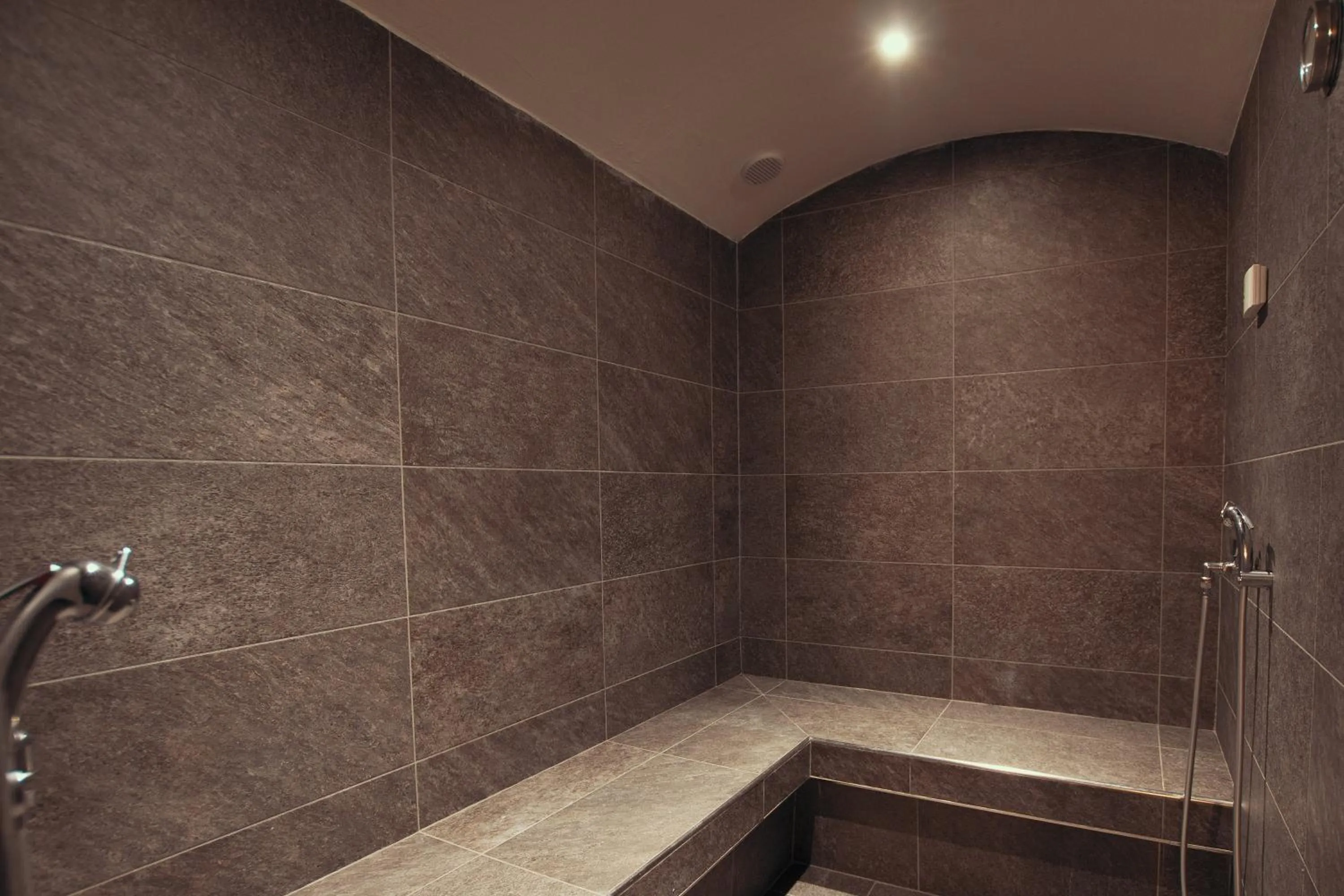 Steam room in Orobie Alps Resort