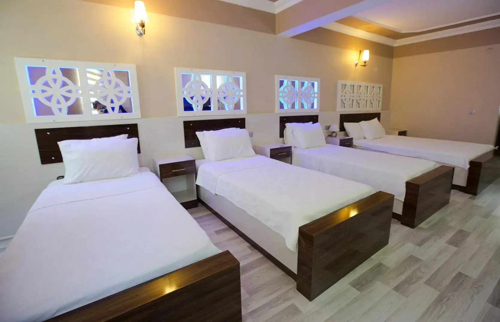 Family Room (5 Adults) in Ozbay Hotel Family Room (5 Adults) in Ozbay Hotel