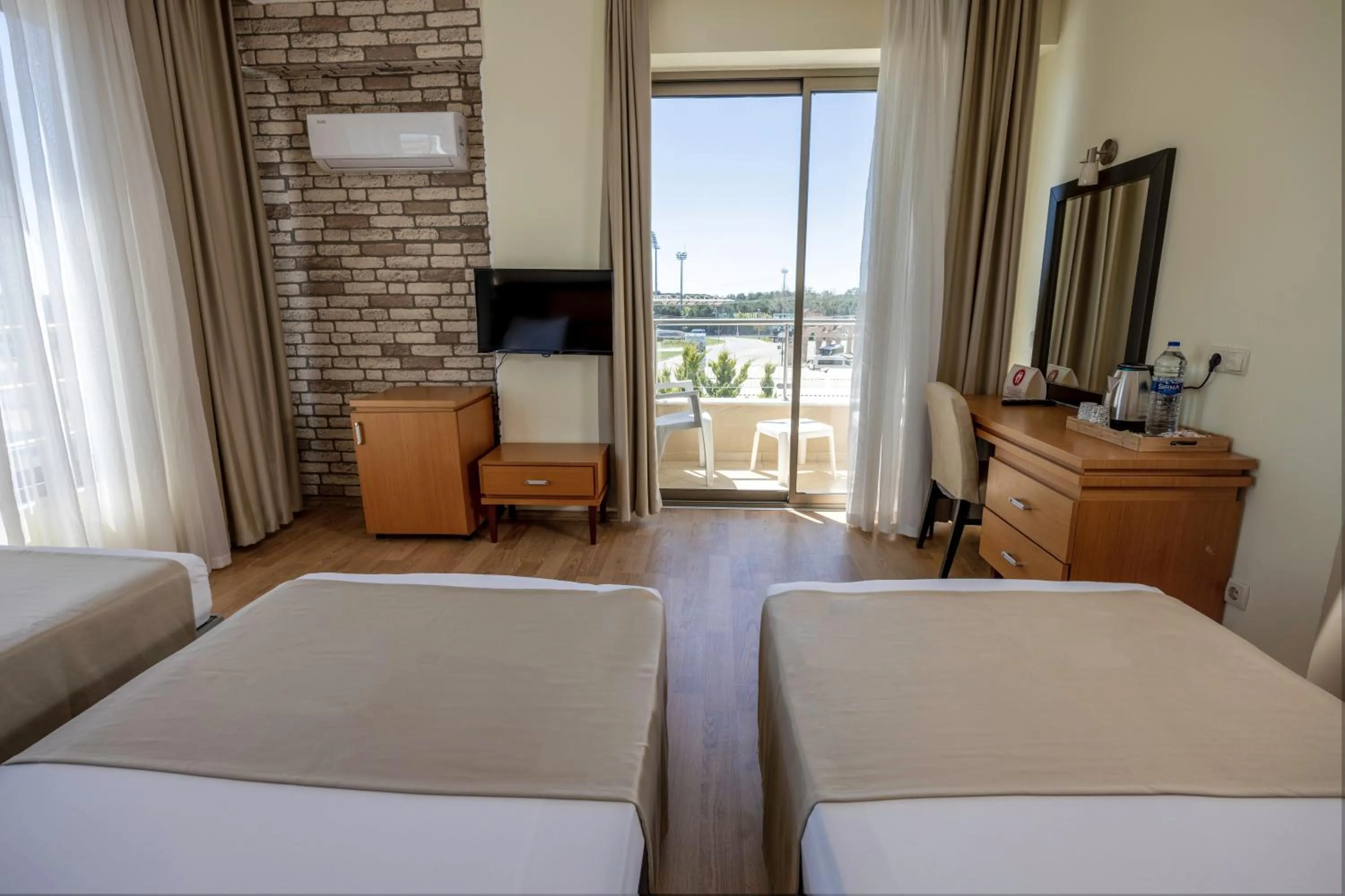 Photo of the whole room in selin otel spa belek