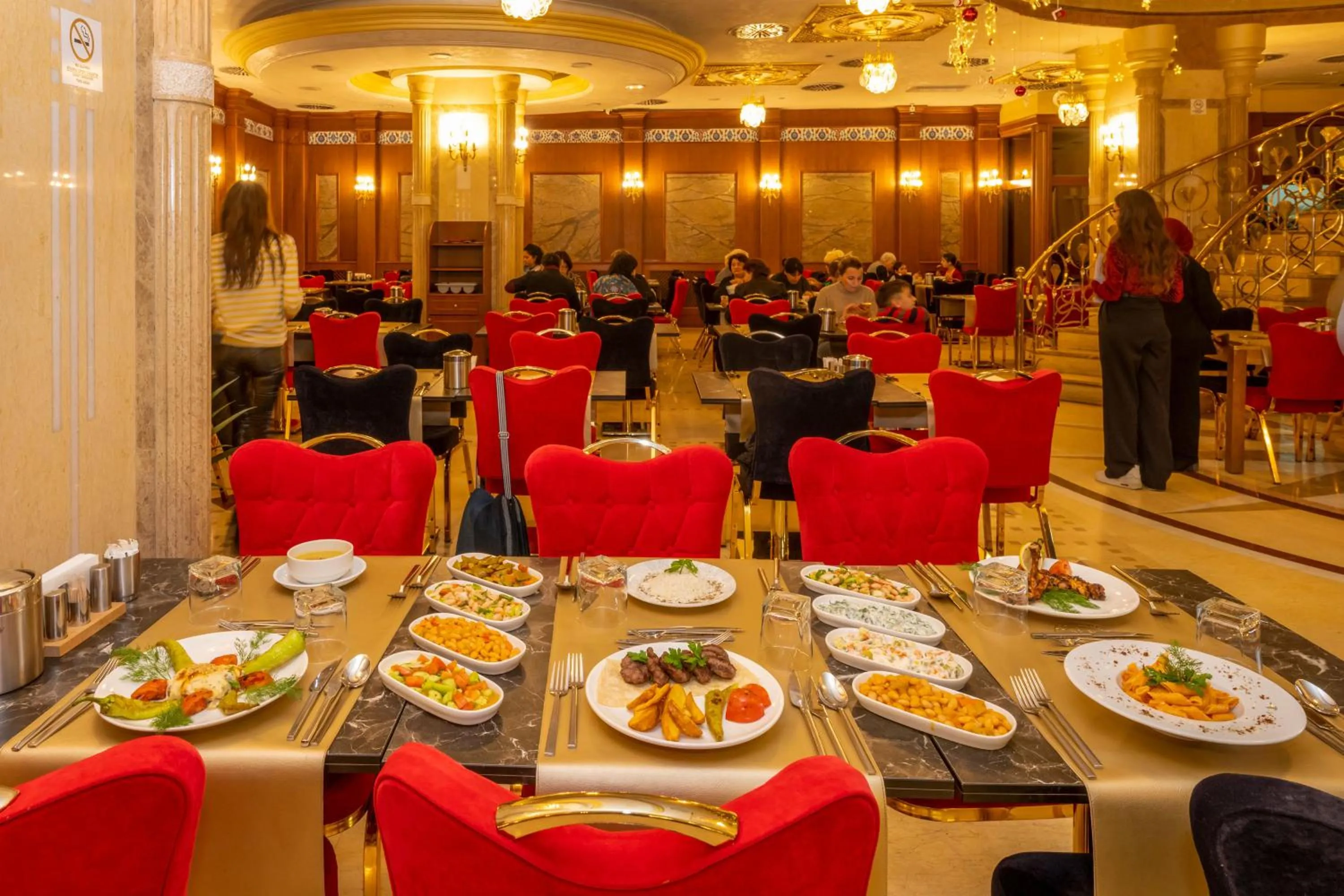 Restaurant/places to eat in Wyndham Istanbul Old City