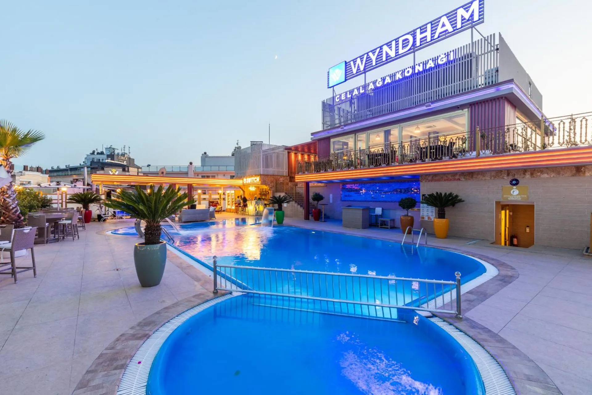 Property building in Wyndham Istanbul Old City