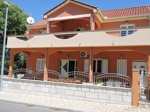 Property building in Apartments Perla