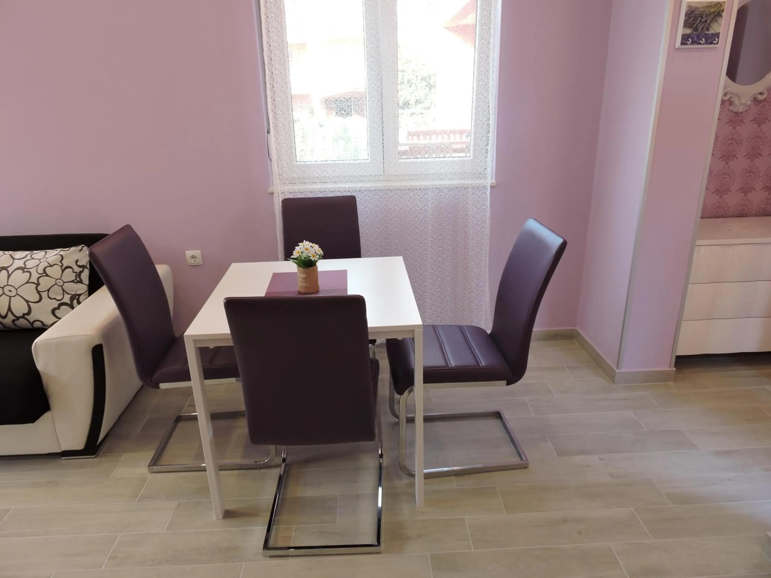 Dining area in Apartments Perla