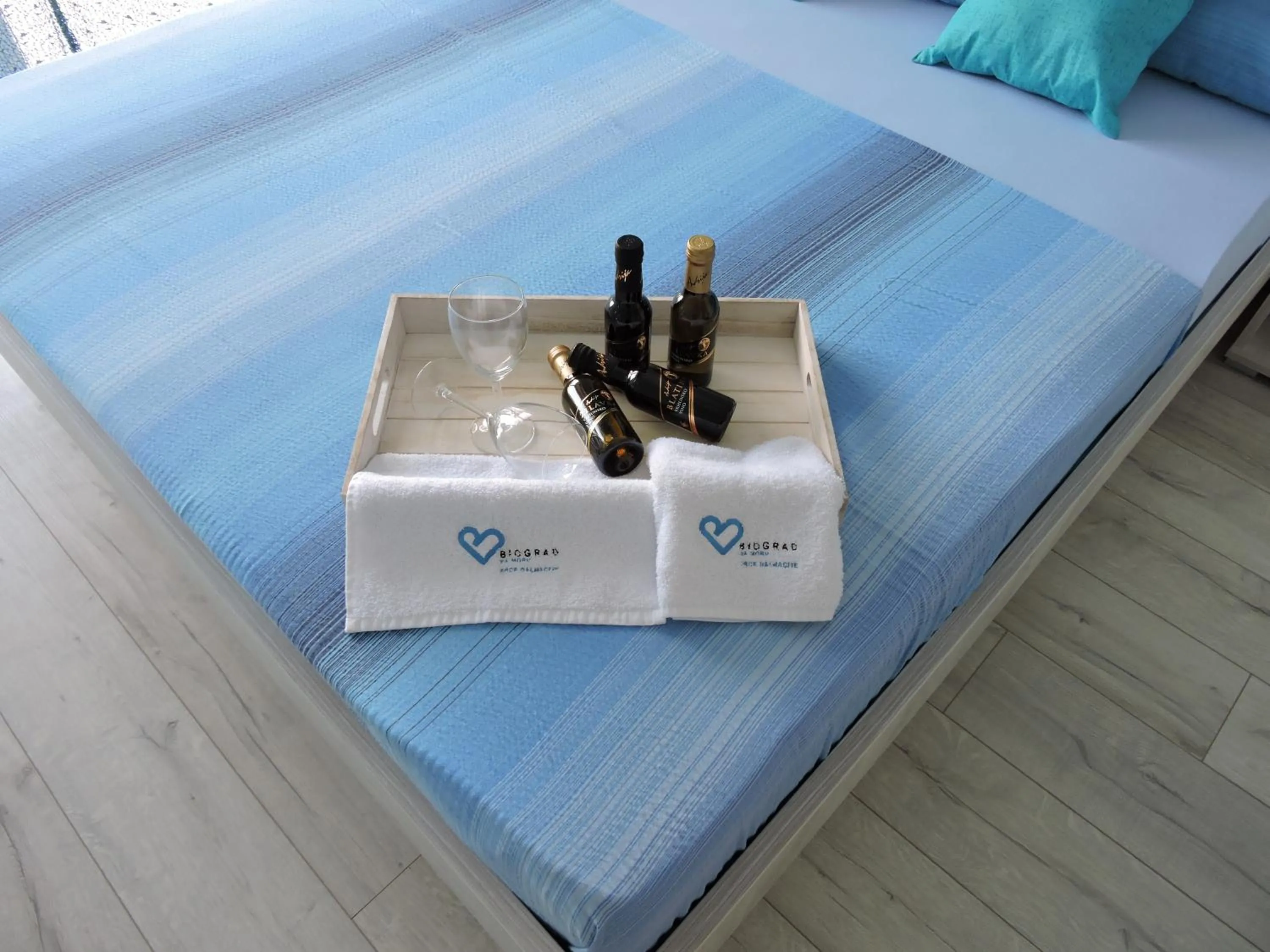 Decorative detail, Bed in Apartments Perla