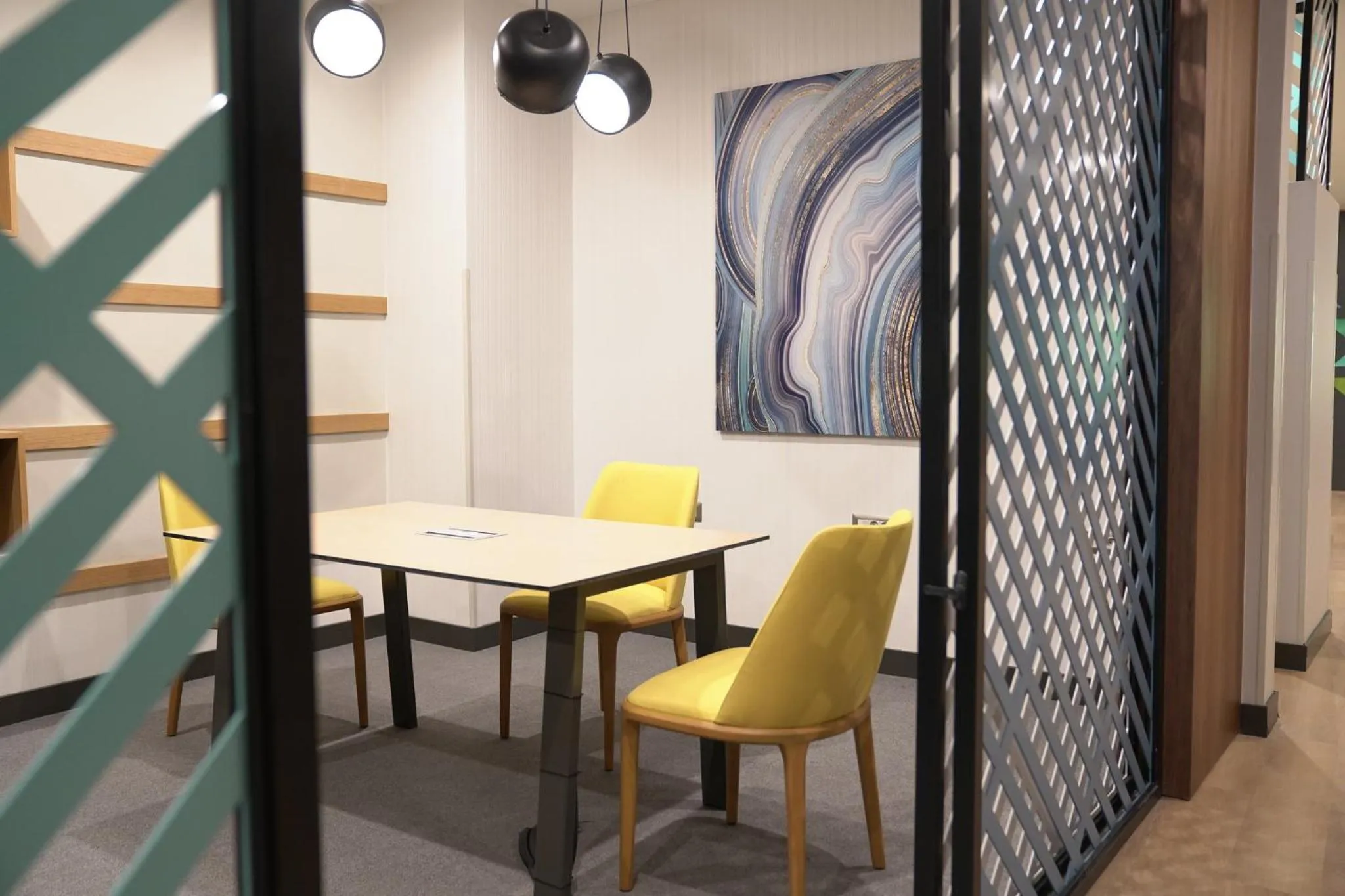 Lobby or reception in Holiday Inn Sisli by IHG