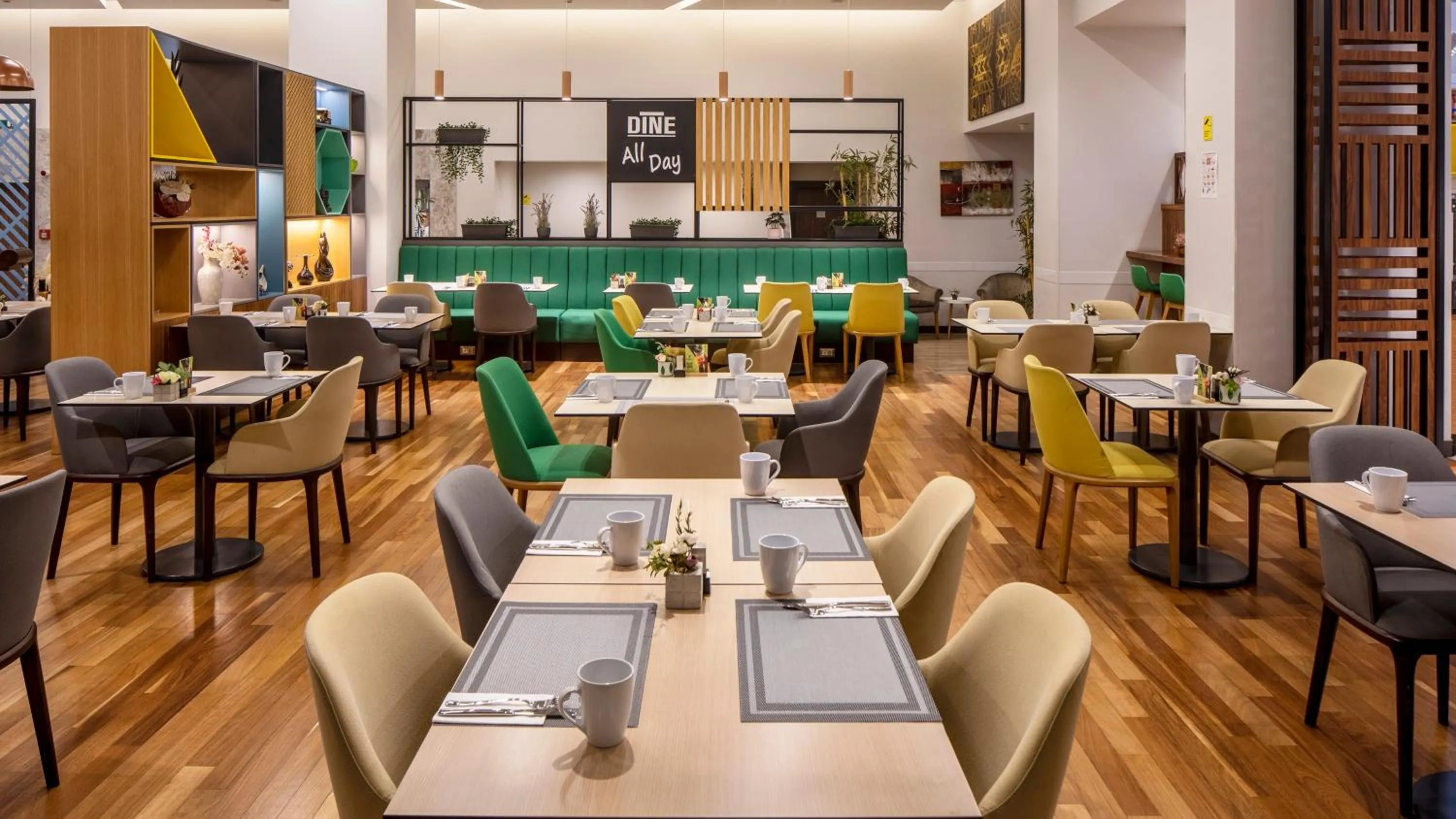 Restaurant/places to eat in Holiday Inn Sisli by IHG