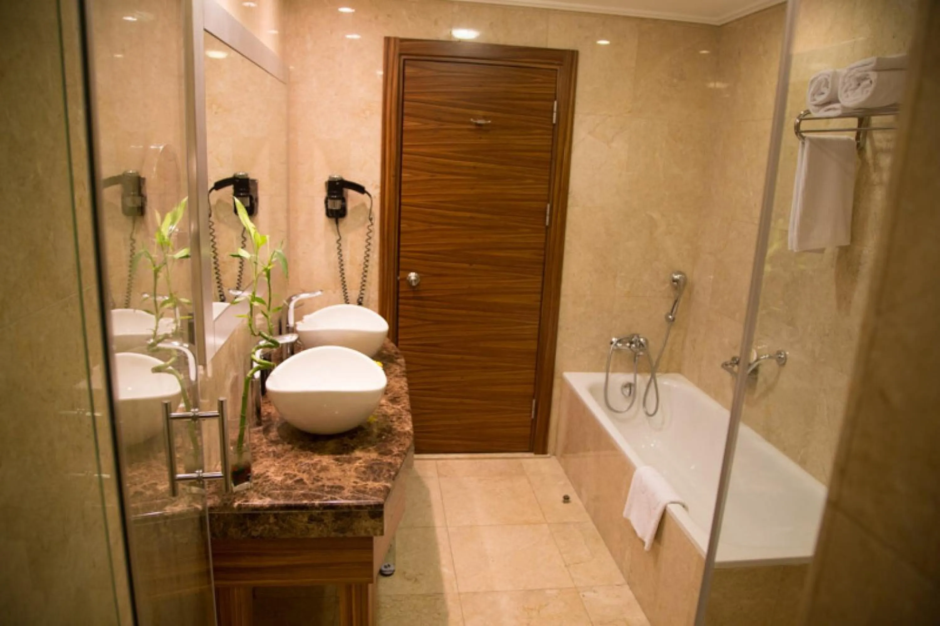 Photo of the whole room in Holiday Inn Sisli by IHG