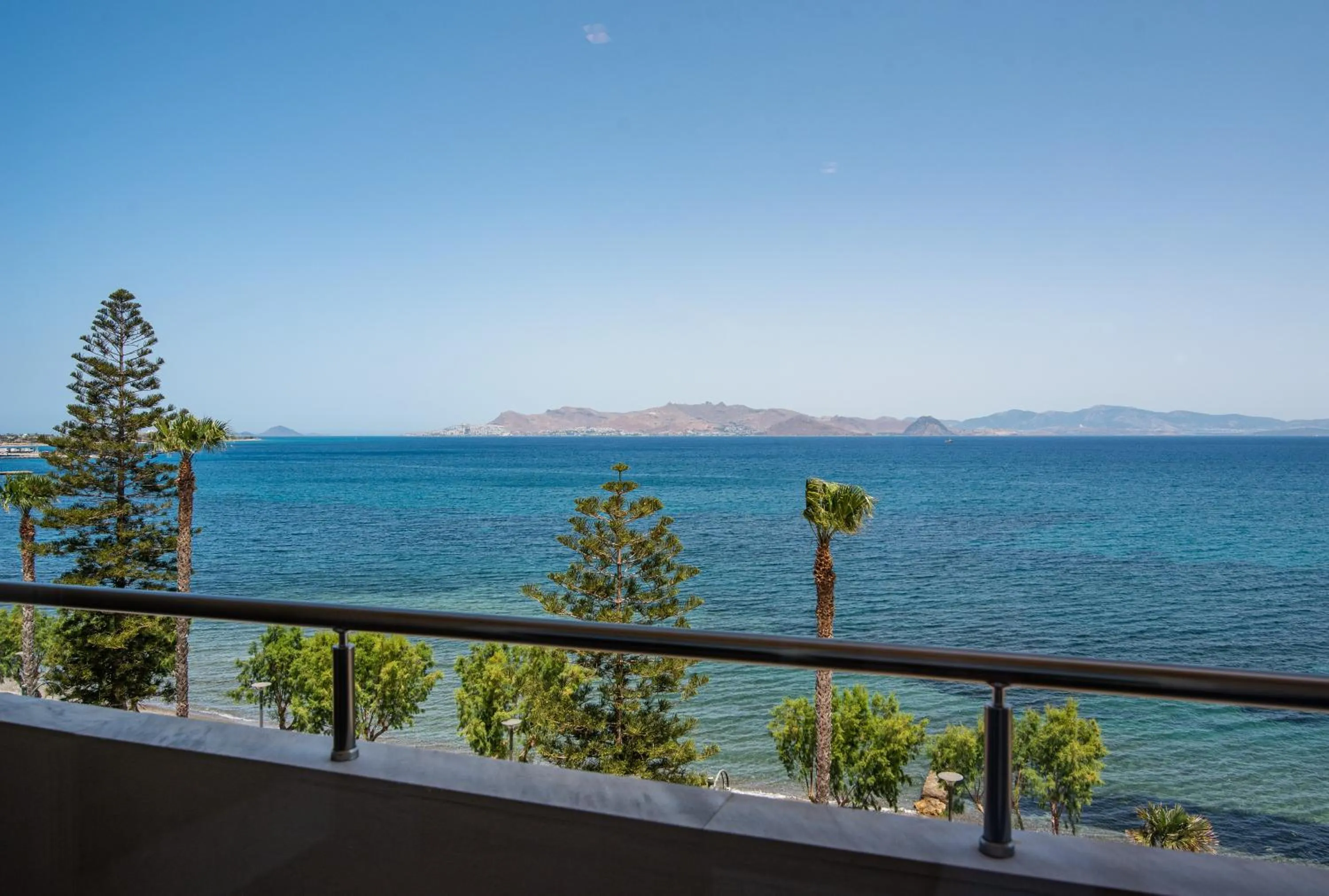 Sea view in Orpheus Studios