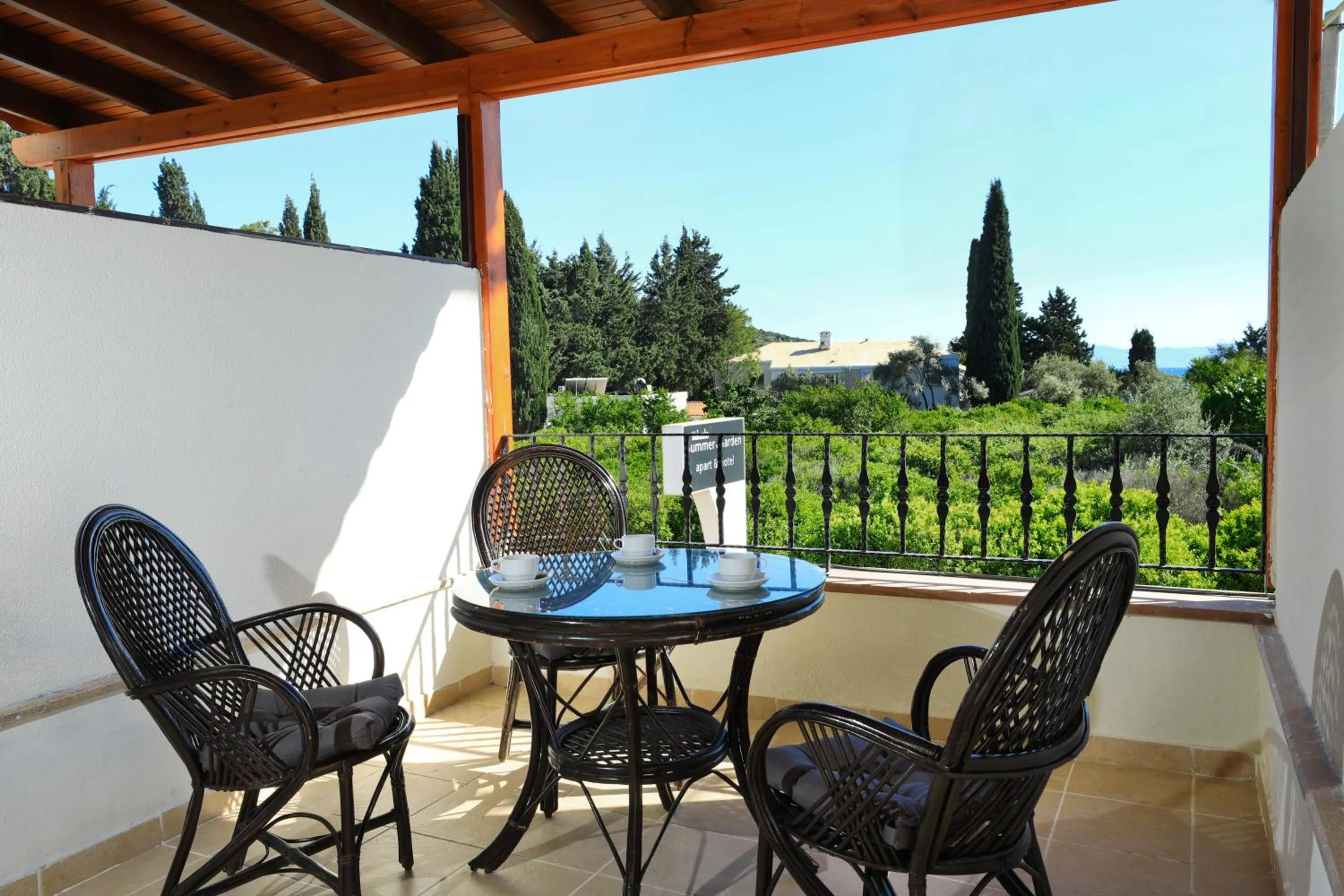 Balcony/Terrace in Summer Garden Suites Beach Hotel