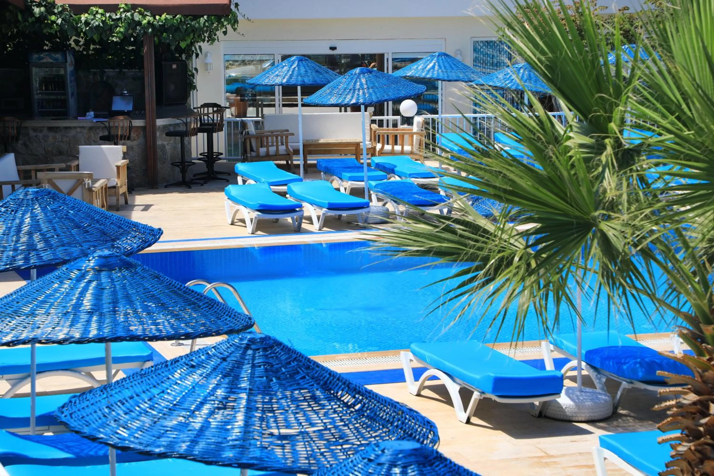 Day in Summer Garden Suites Beach Hotel