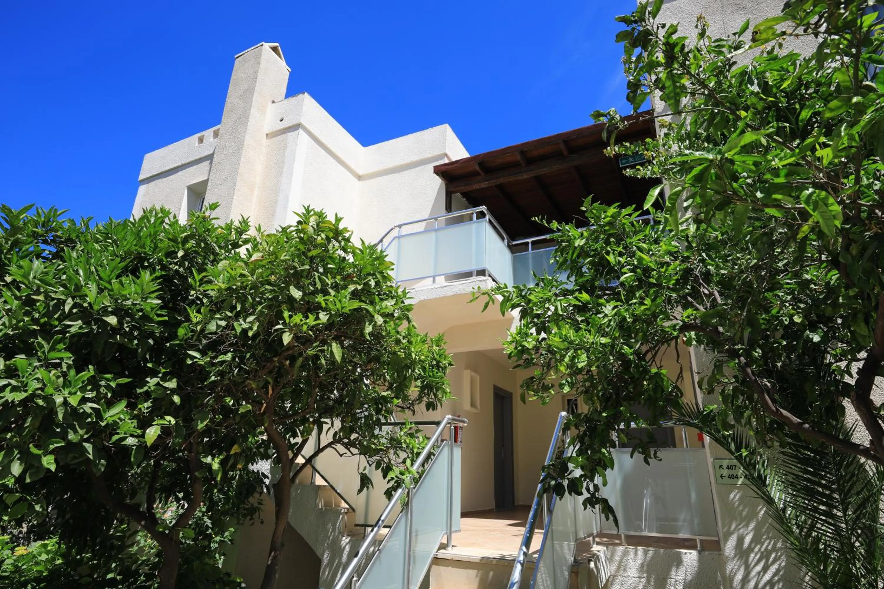 Day in Summer Garden Suites Beach Hotel