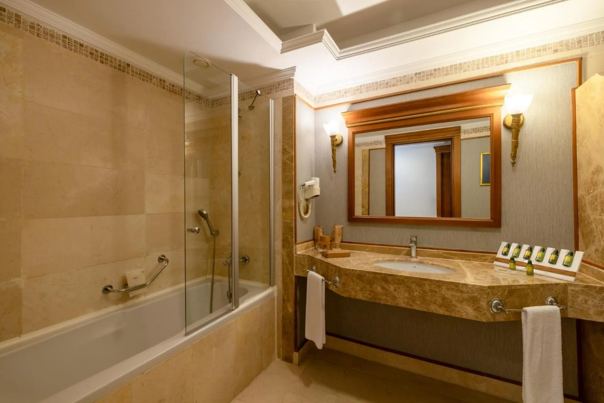 Bathroom in Nirvana Dolce Vita - Ultra All Inclusive