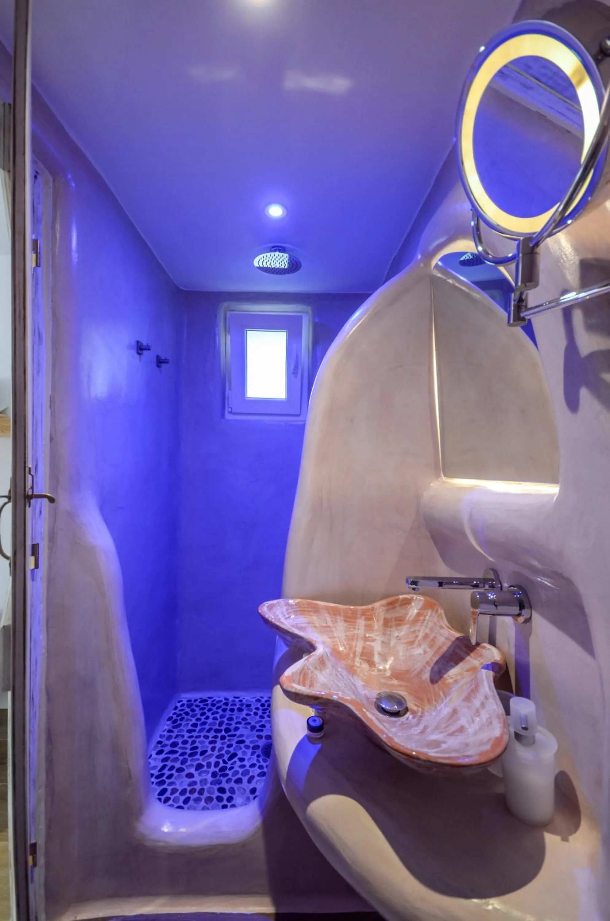 Naxos Island Escape Suites