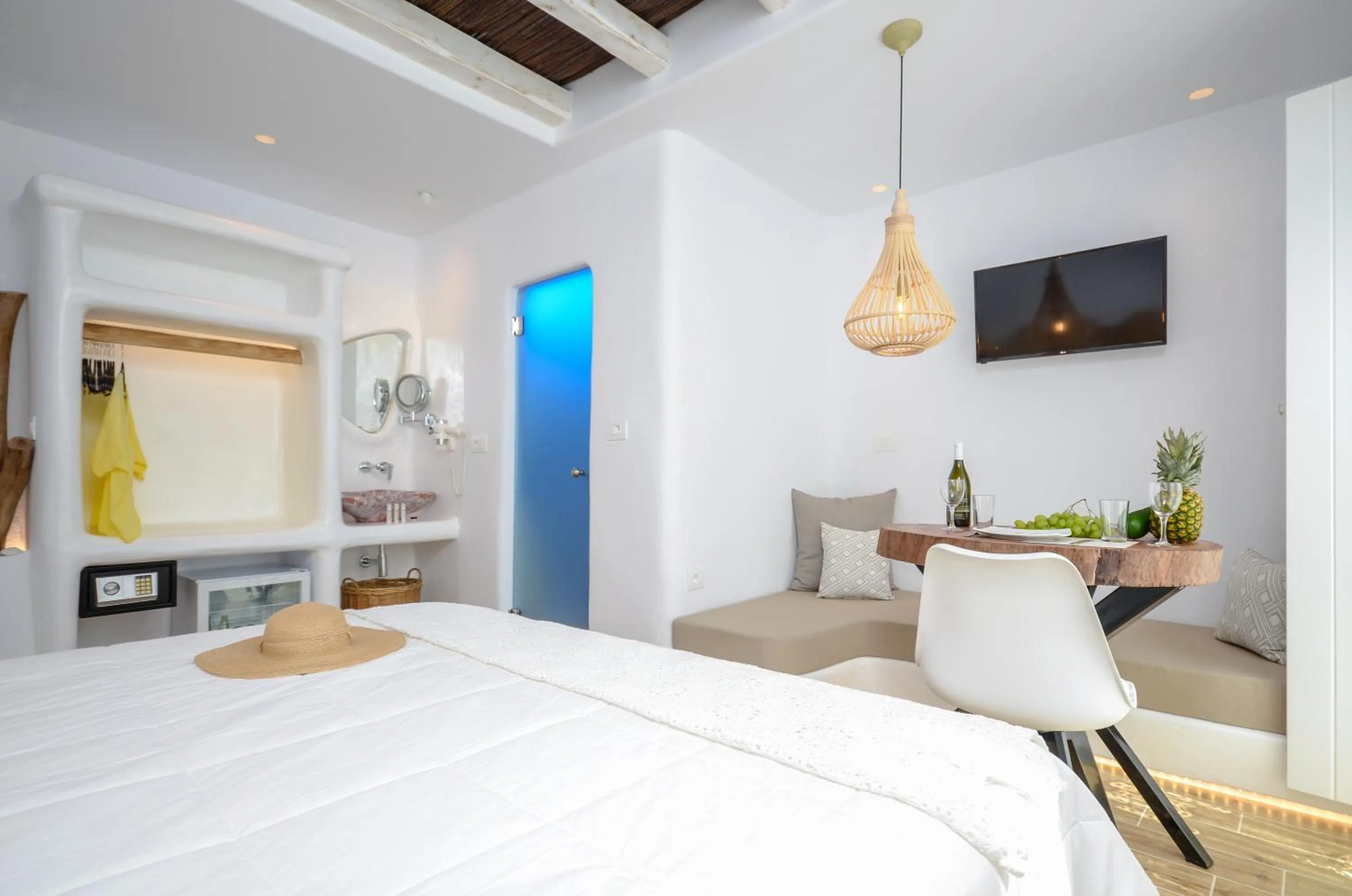 Bed in Naxos Island Escape Suites