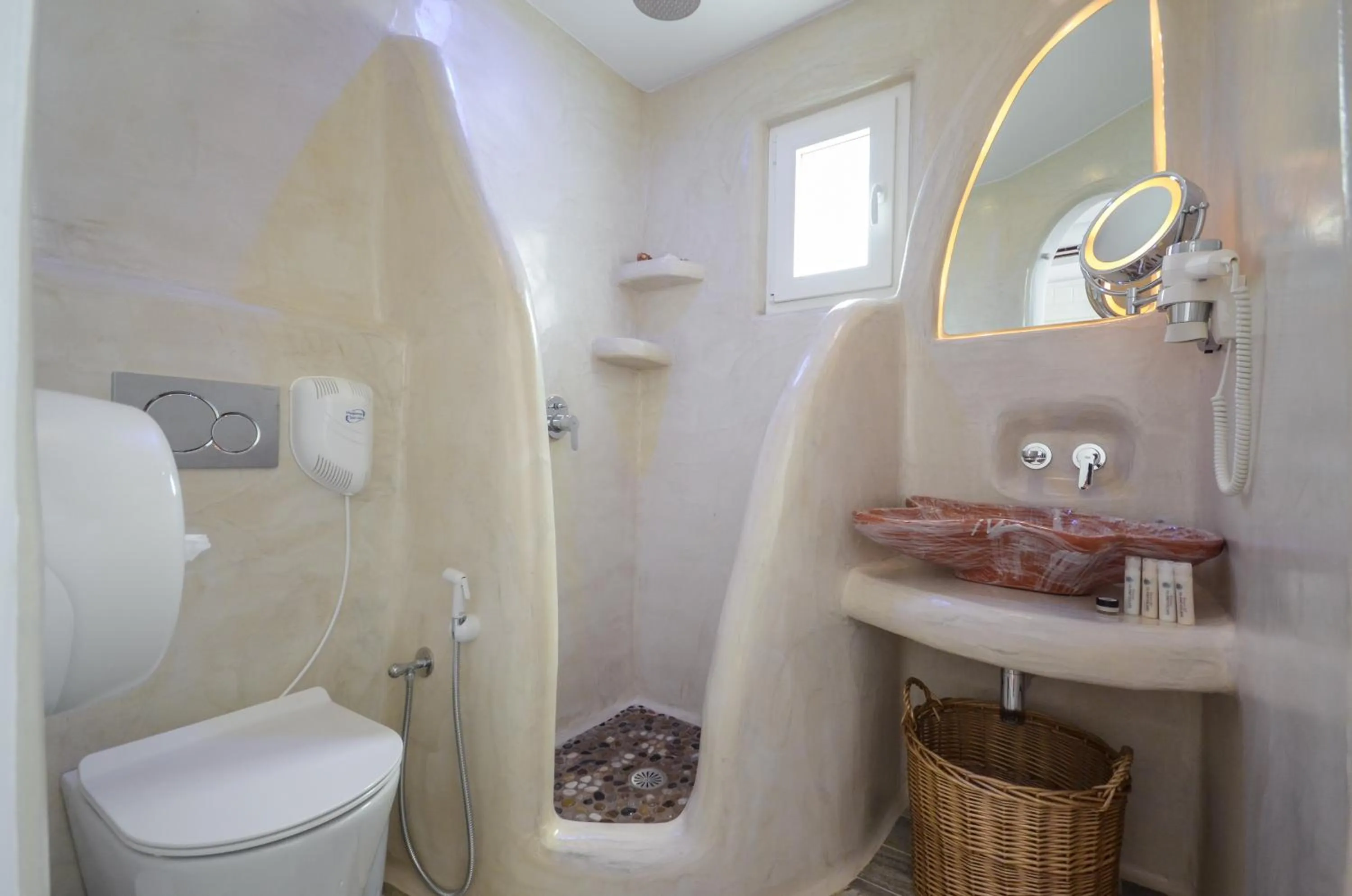 Naxos Island Escape Suites