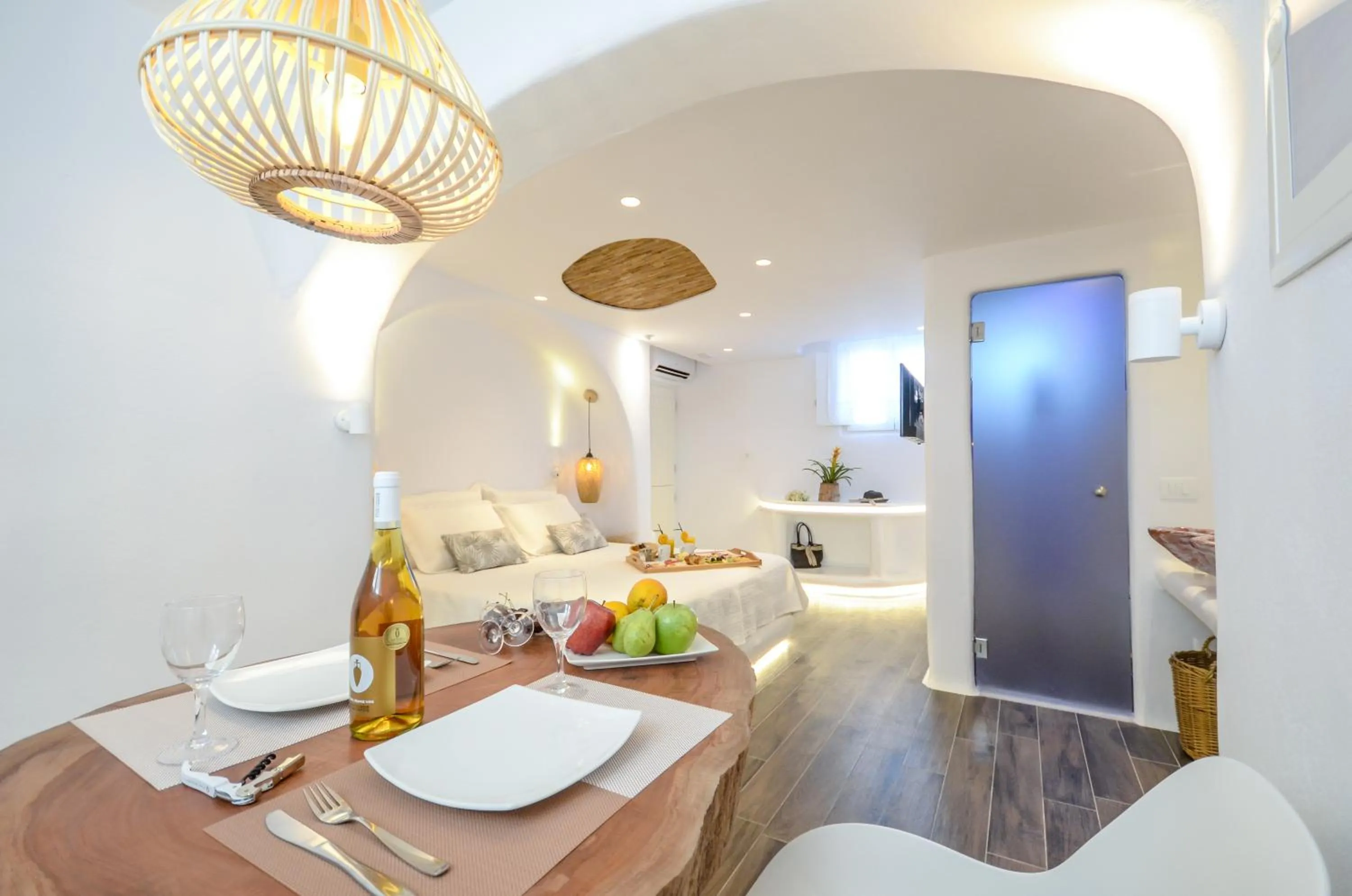 Naxos Island Escape Suites