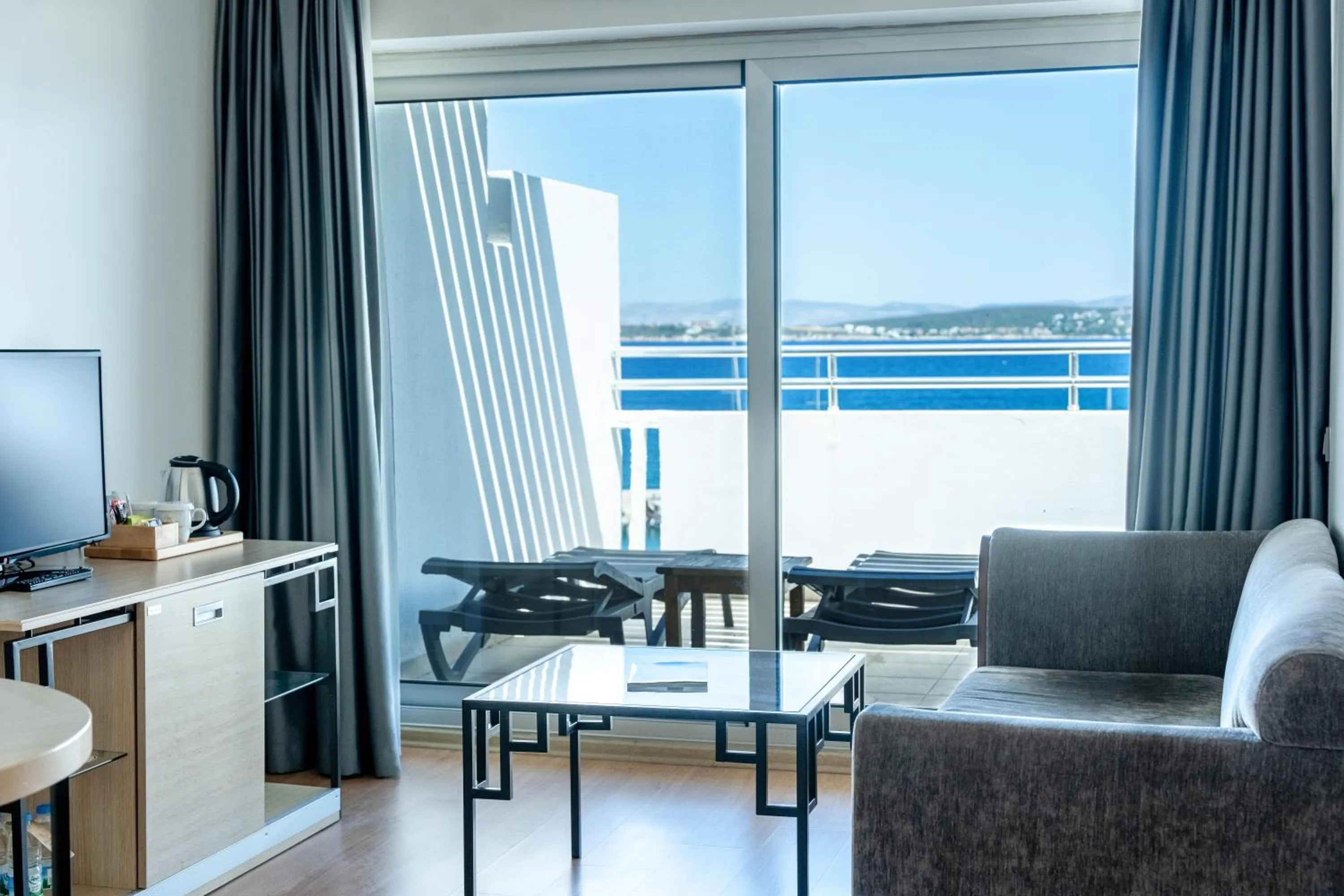 TV and multimedia in Altin Yunus Hotel & SPA - Çeşme