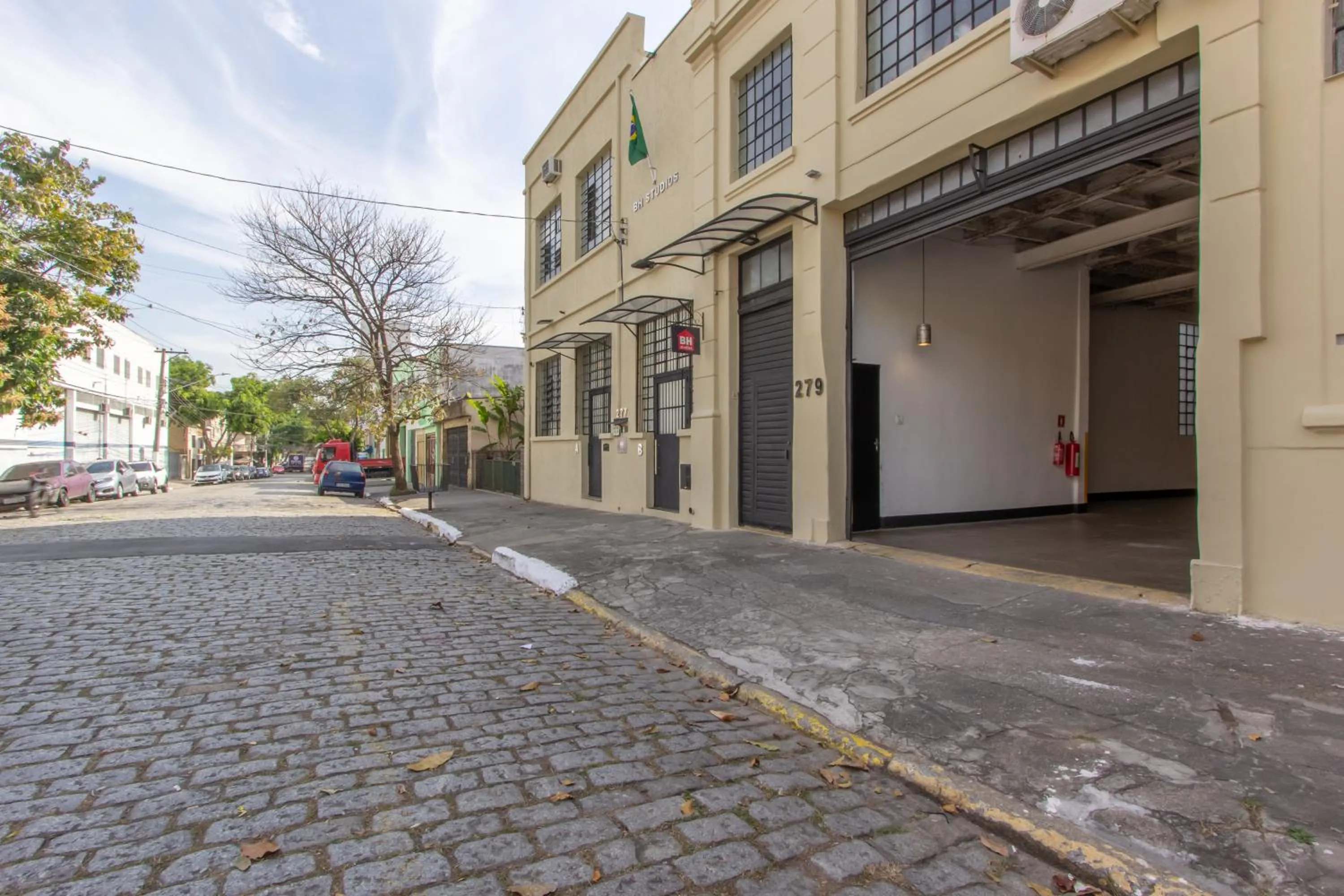 Property building in BH Studios Hotel Brás