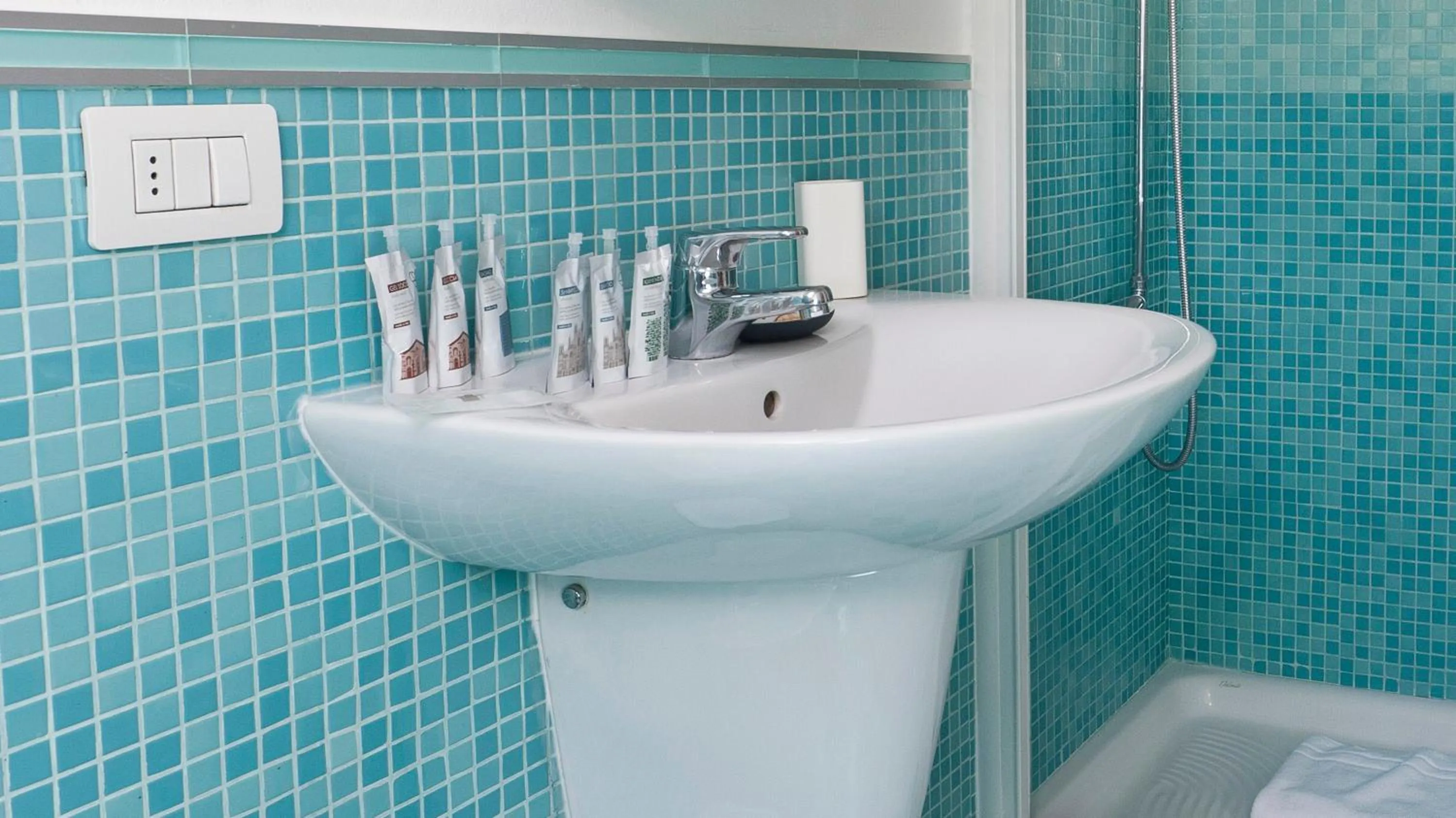 Bathroom in Italianway Easy - Alessi 10