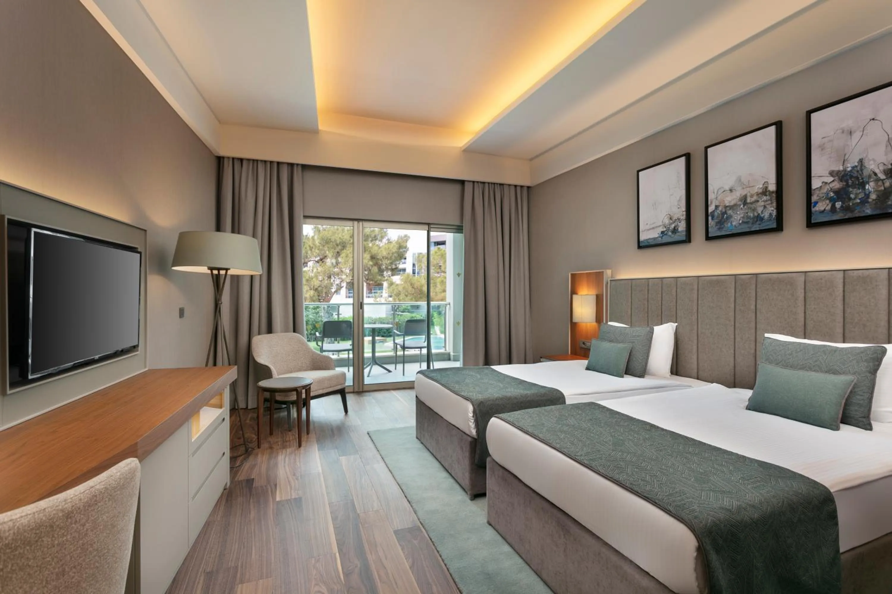 Bedroom, Bed in Rixos Sungate - The Land of Legends Access