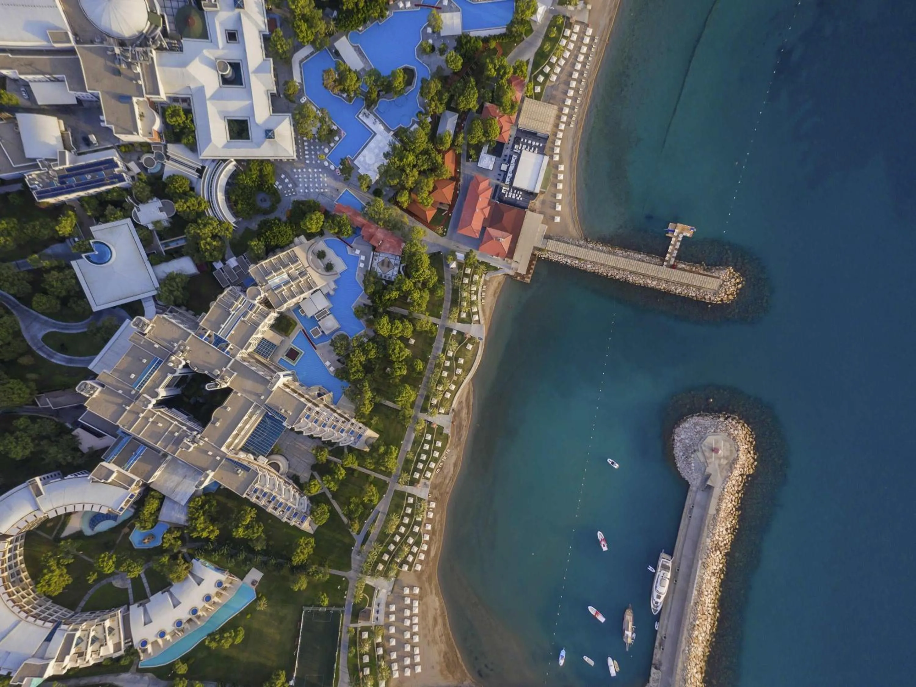 Property building in Rixos Sungate - The Land of Legends Access