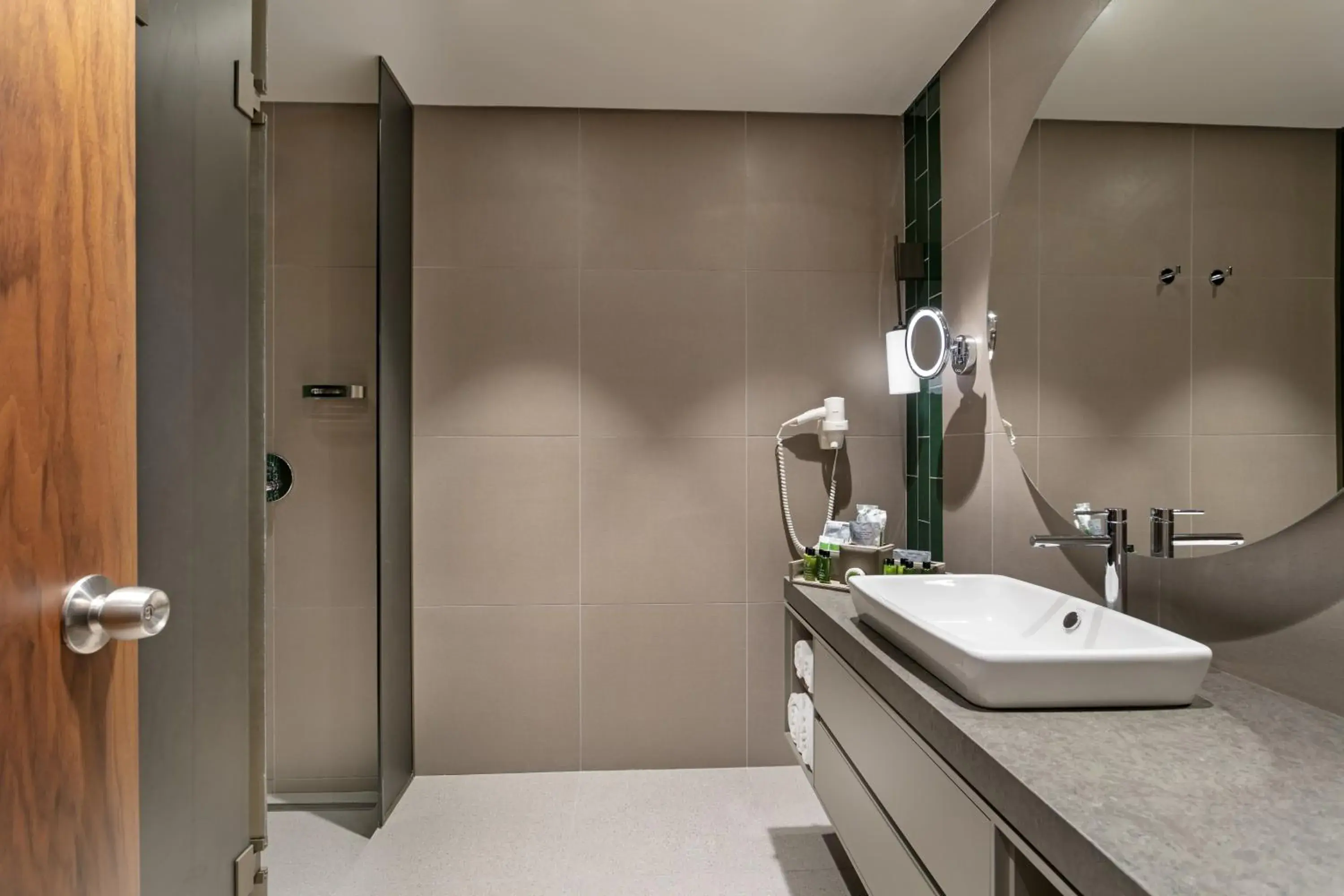 Marine Room - single occupancy in Rixos Sungate - The Land of Legends Access Marine Room - single occupancy in Rixos Sungate - The Land of Legends Access