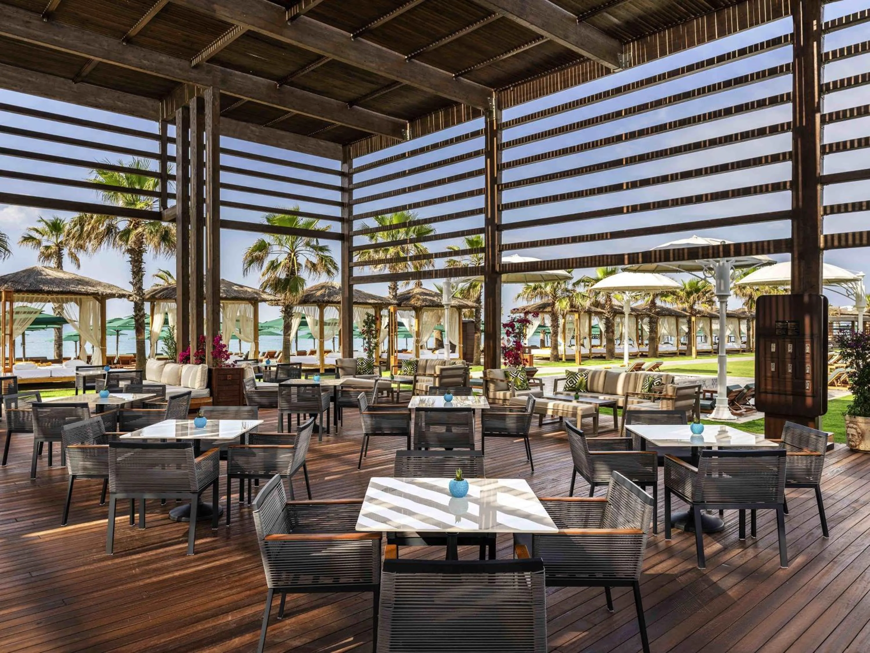 Lounge or bar in Rixos Premium Belek - The Land of Legends Access