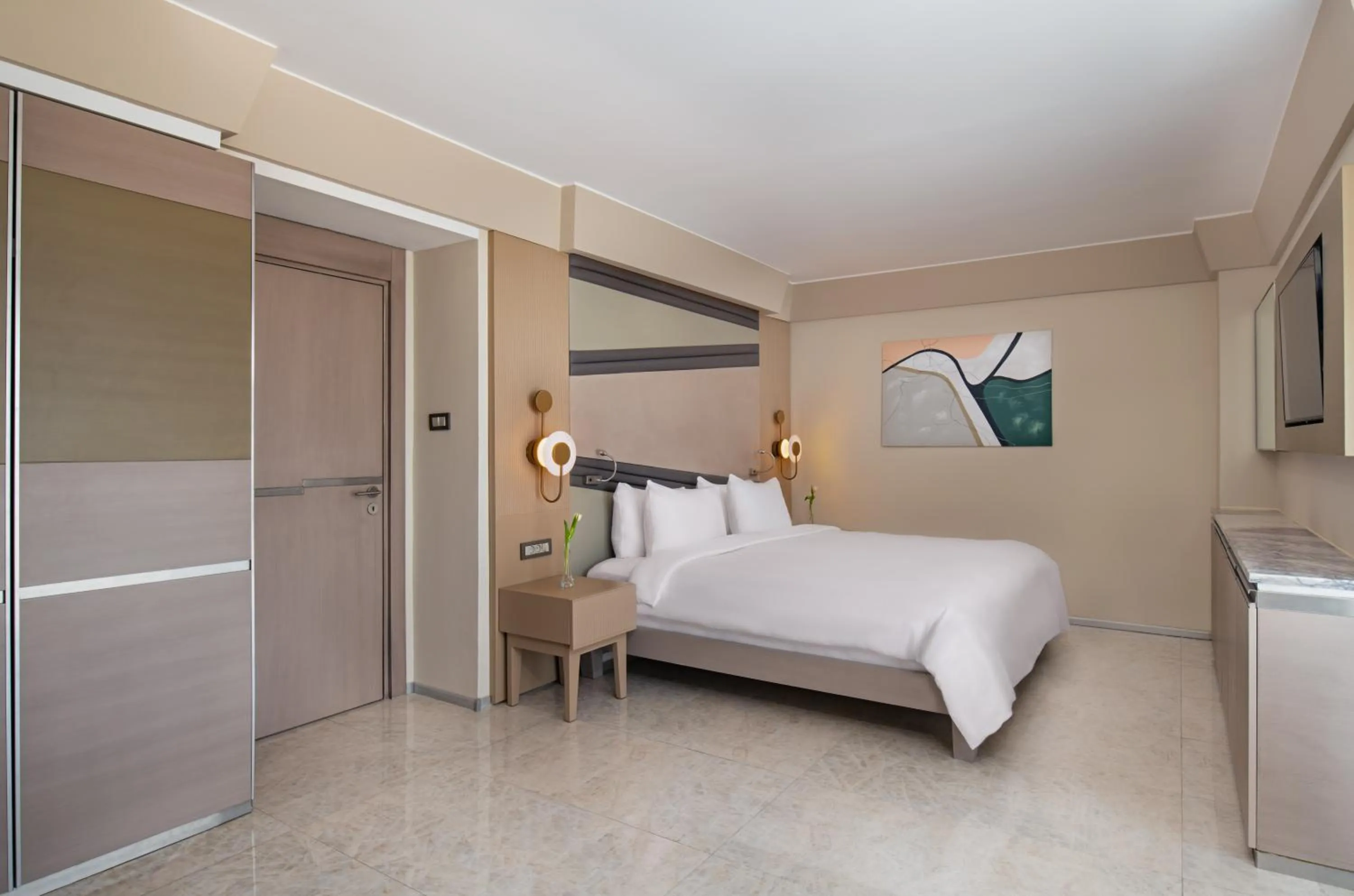 Bed in Rixos Premium Tekirova - The Land of Legends Access