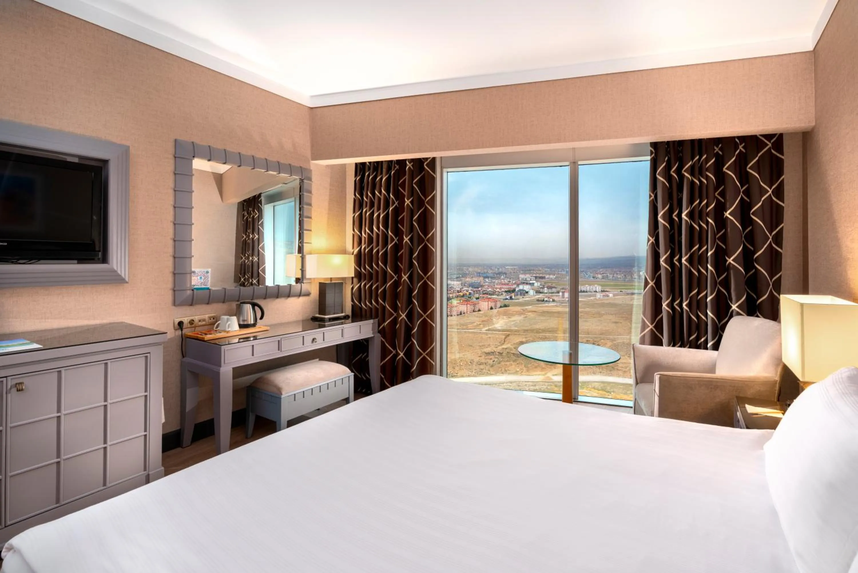 Bed in Grand Hotel Konya