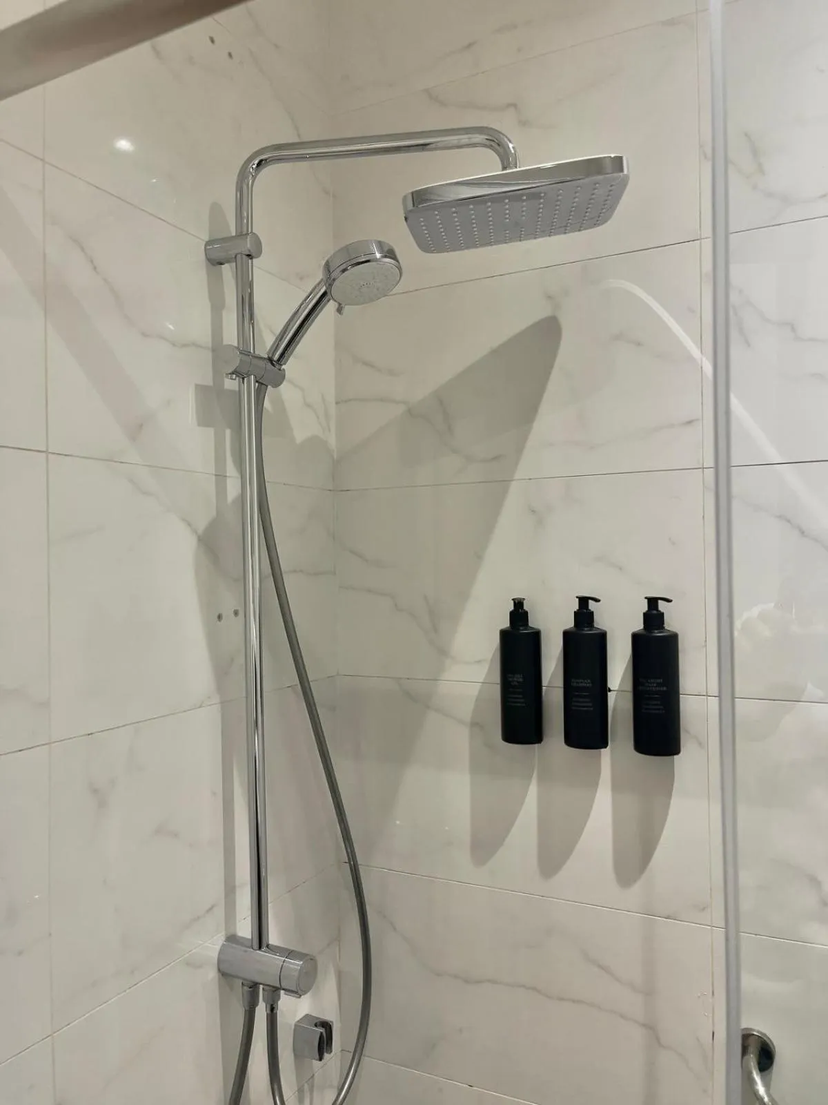 Shower in Misafir Suites 8 Istanbul