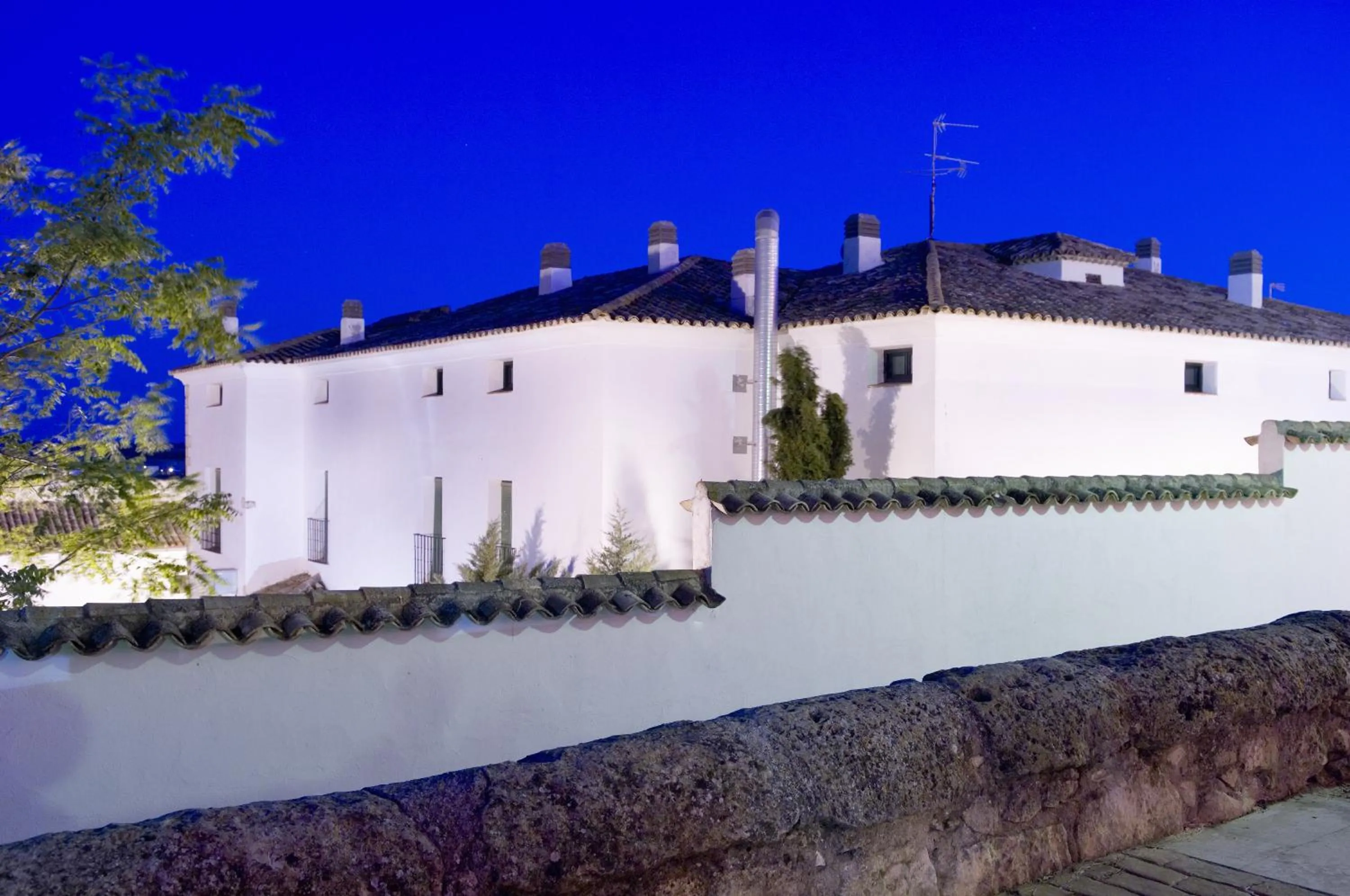 Night in Hotel Palacio Buenavista